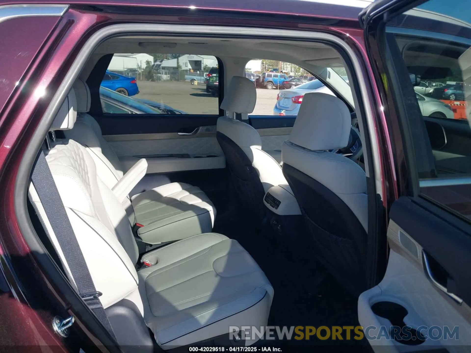 8 fotografías del automóvil dañado KM8R7DHE3MU273650 HYUNDAI PALISADE 2021