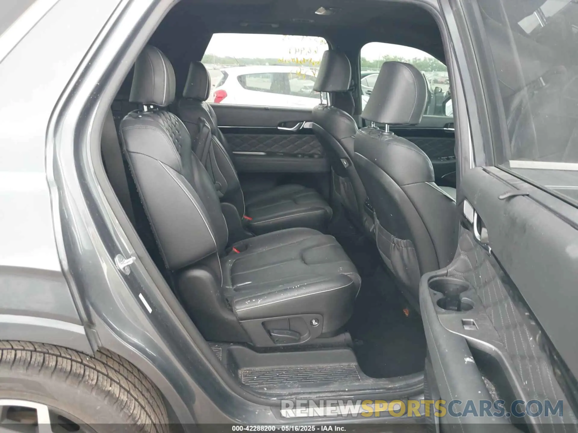 8 fotografías del automóvil dañado KM8R74HE9NU367162 HYUNDAI PALISADE 2022