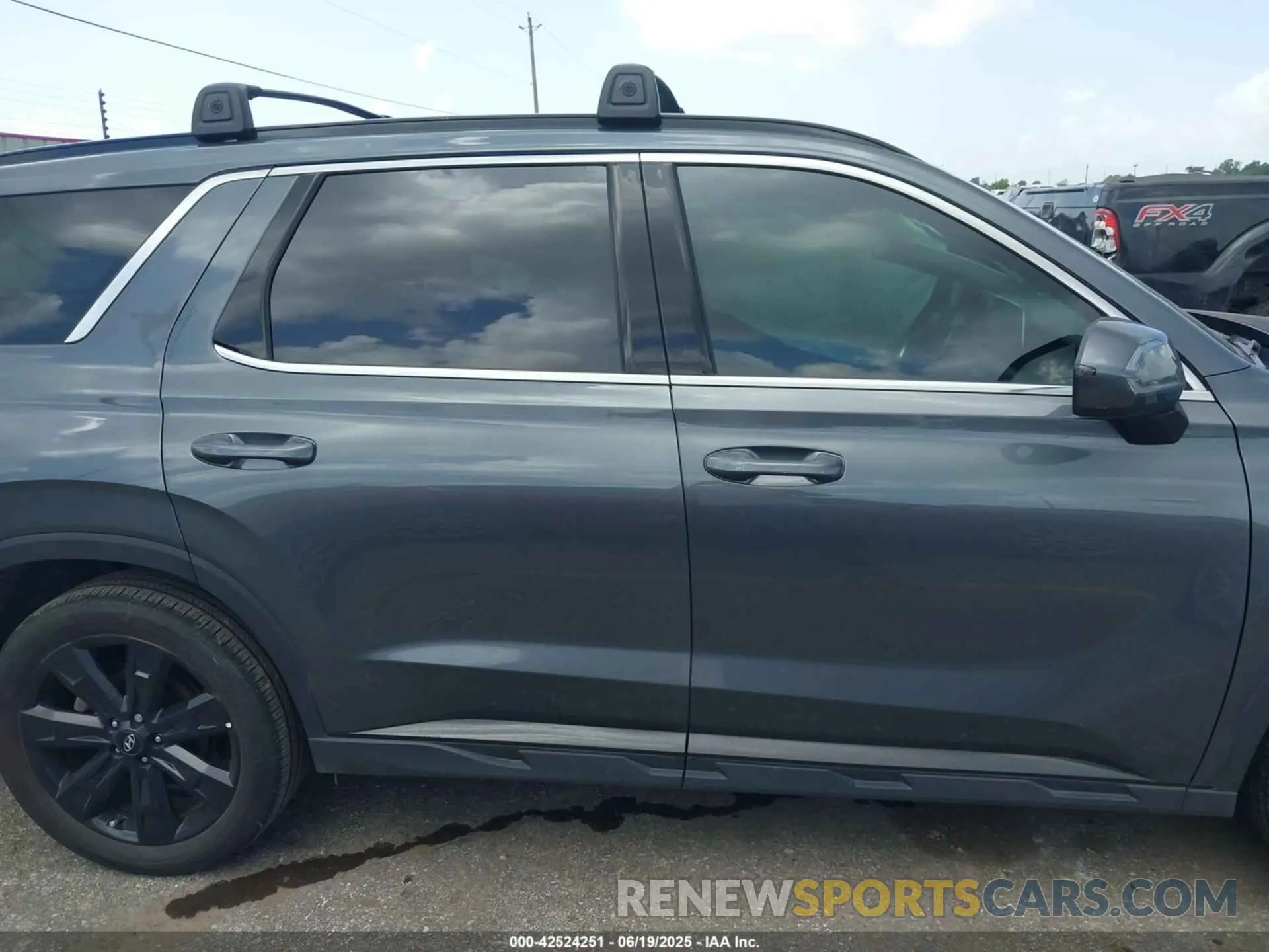14 fotografías del automóvil dañado KM8R3DGE8PU640253 HYUNDAI PALISADE 2023