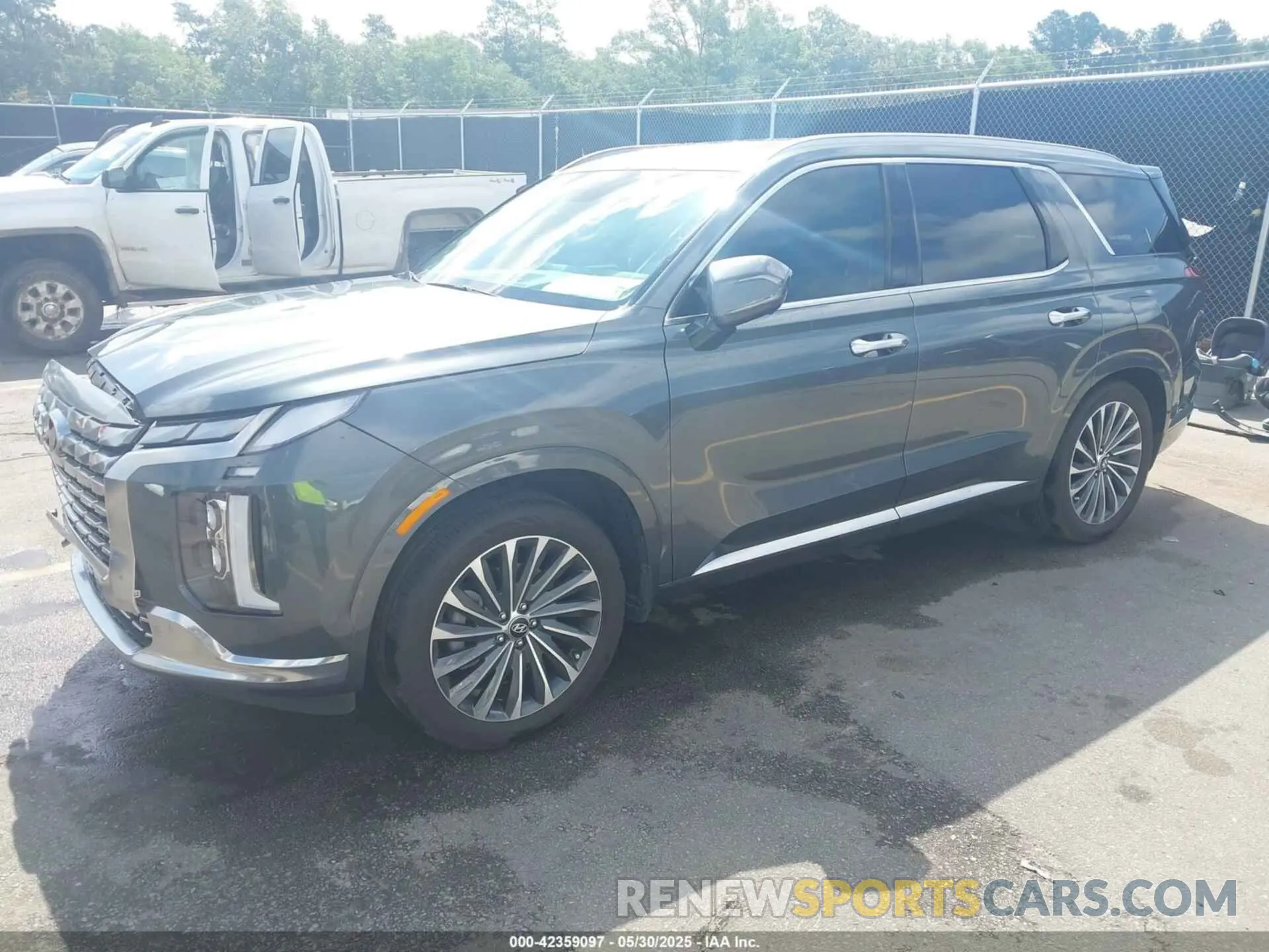 2 fotografías del automóvil dañado KM8R74GE3PU625518 HYUNDAI PALISADE 2023