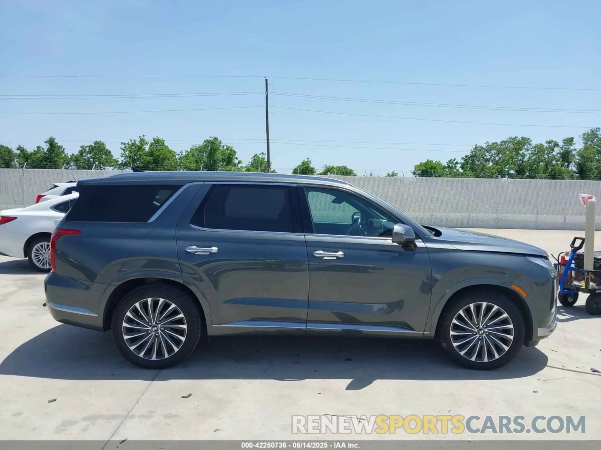 13 fotografías del automóvil dañado KM8R74GE5PU501315 HYUNDAI PALISADE 2023