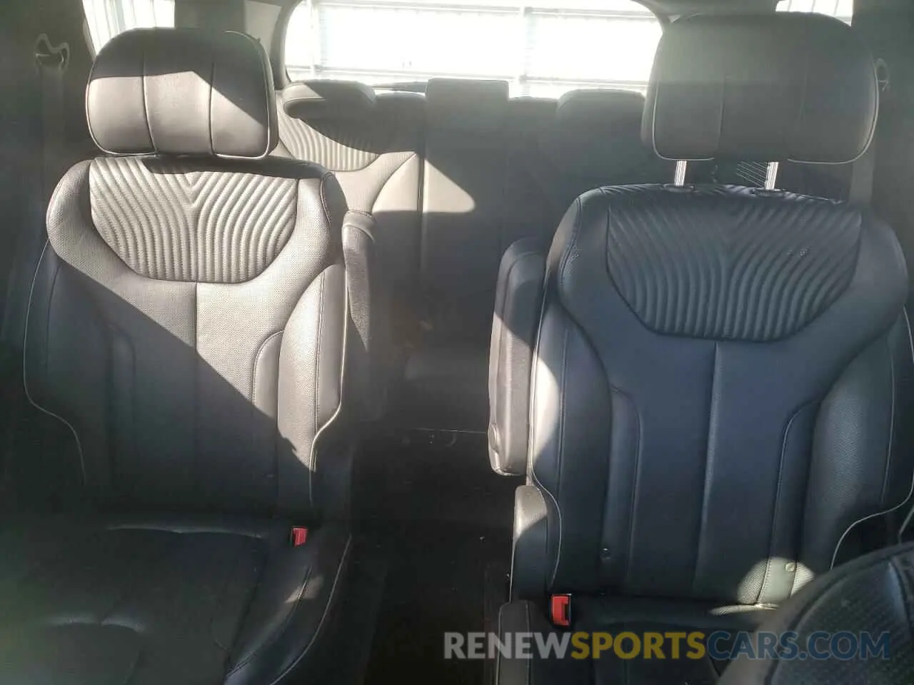 10 fotografías del automóvil dañado KM8R74GE5PU580257 HYUNDAI PALISADE 2023