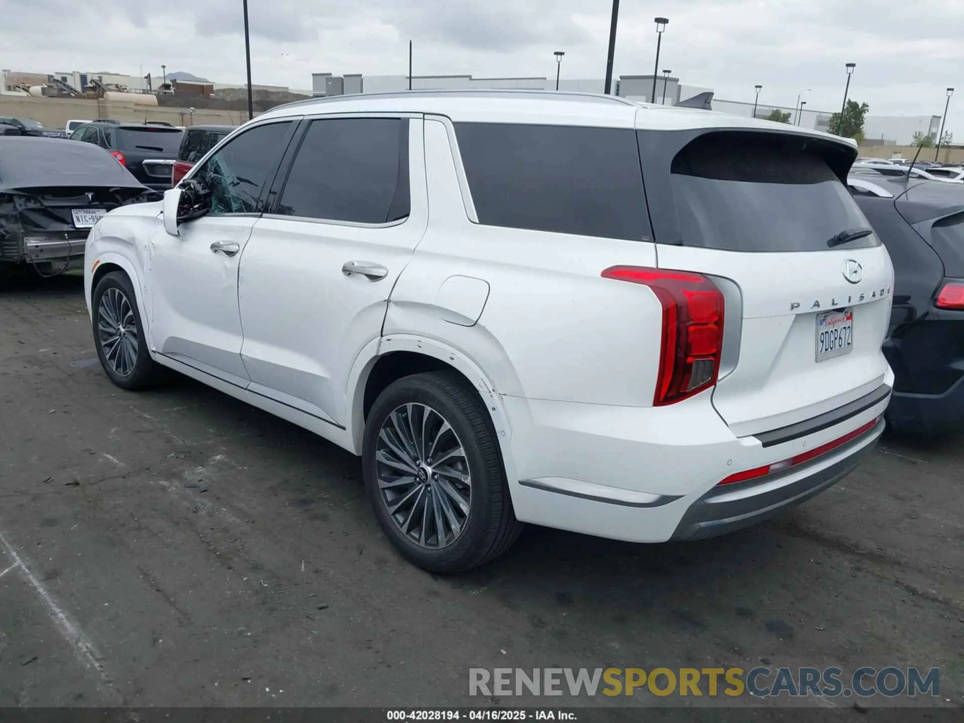 3 fotografías del automóvil dañado KM8R74GEXPU516330 HYUNDAI PALISADE 2023