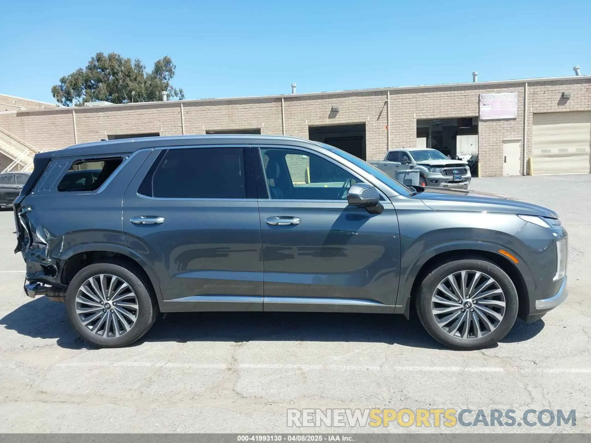 14 fotografías del automóvil dañado KM8R7DGE2PU585402 HYUNDAI PALISADE 2023