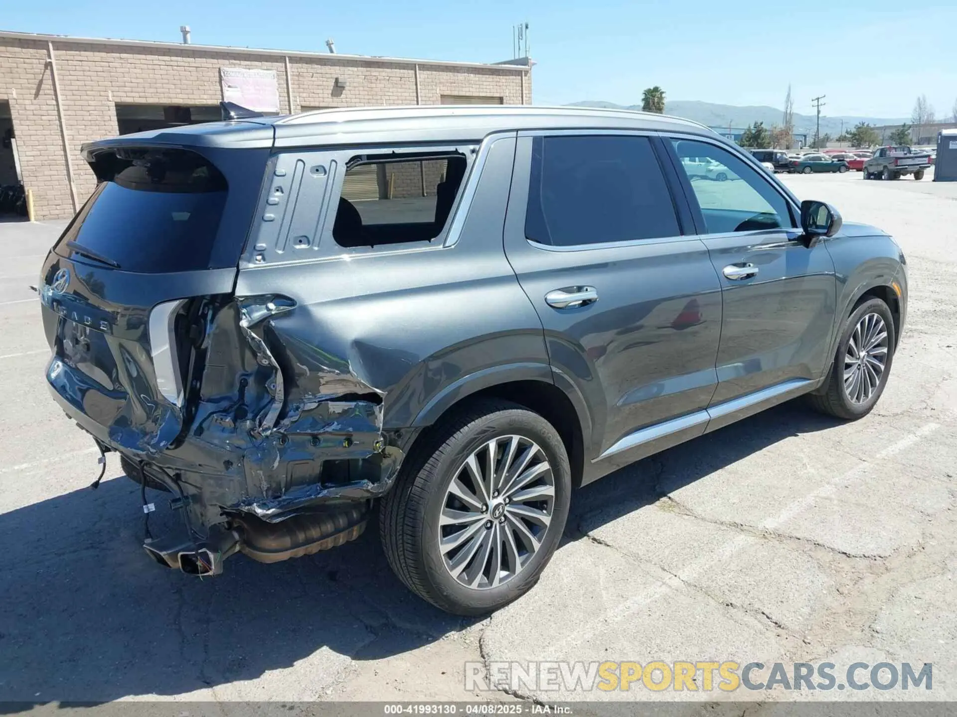 4 fotografías del automóvil dañado KM8R7DGE2PU585402 HYUNDAI PALISADE 2023