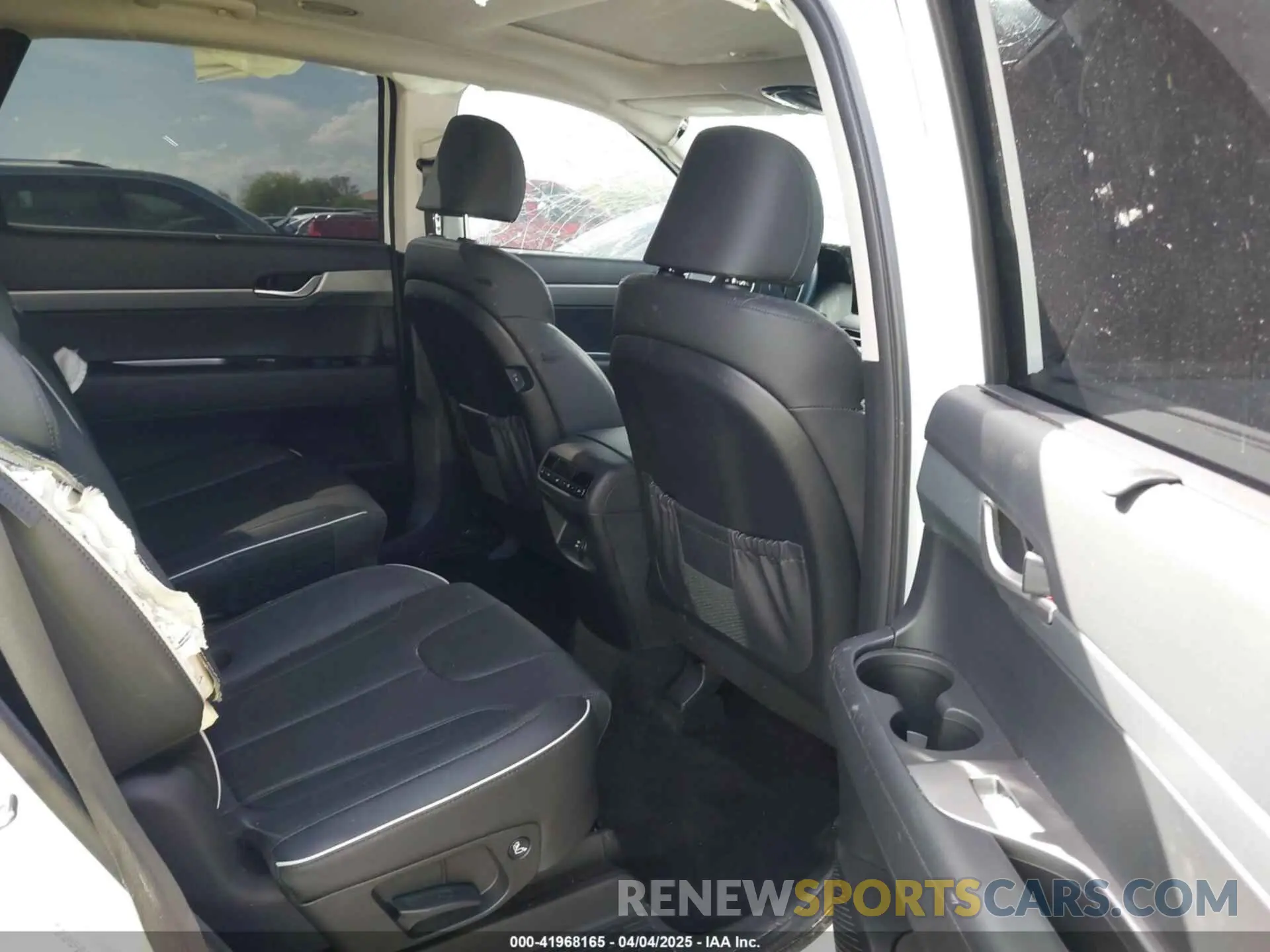 8 fotografías del automóvil dañado KM8R34GE0RU689627 HYUNDAI PALISADE 2024