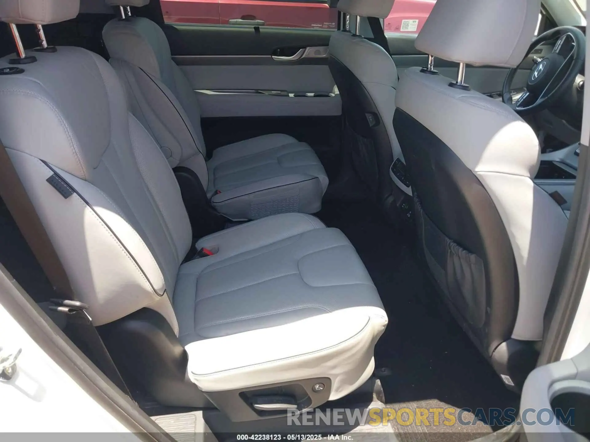 8 fotografías del automóvil dañado KM8R44GE1RU752635 HYUNDAI PALISADE 2024