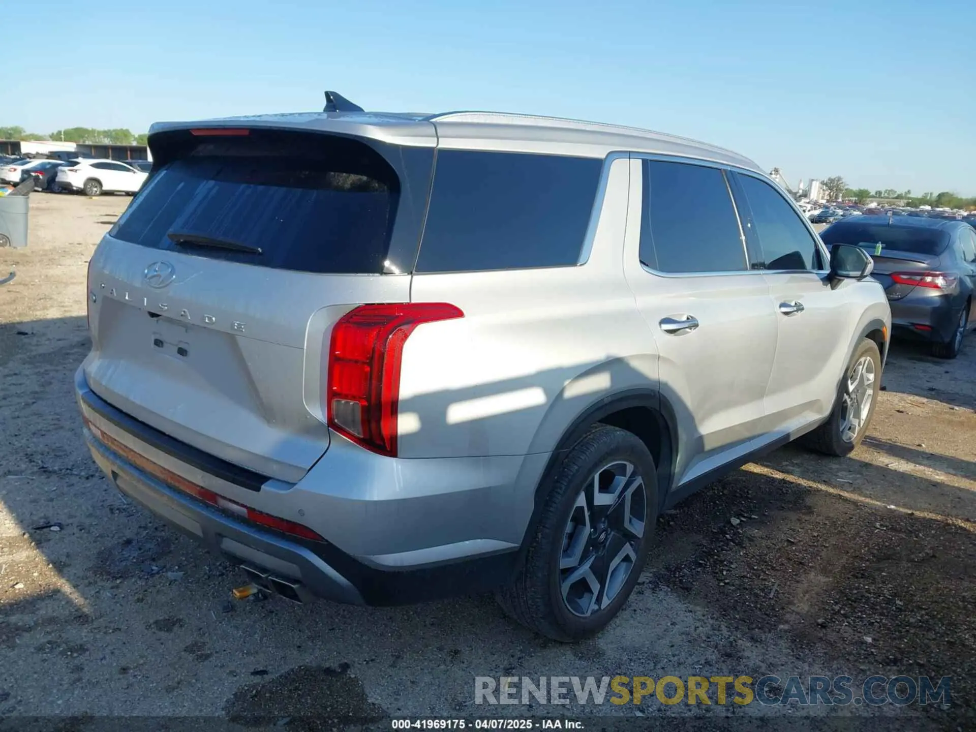 4 fotografías del automóvil dañado KM8R44GE6RU802736 HYUNDAI PALISADE 2024