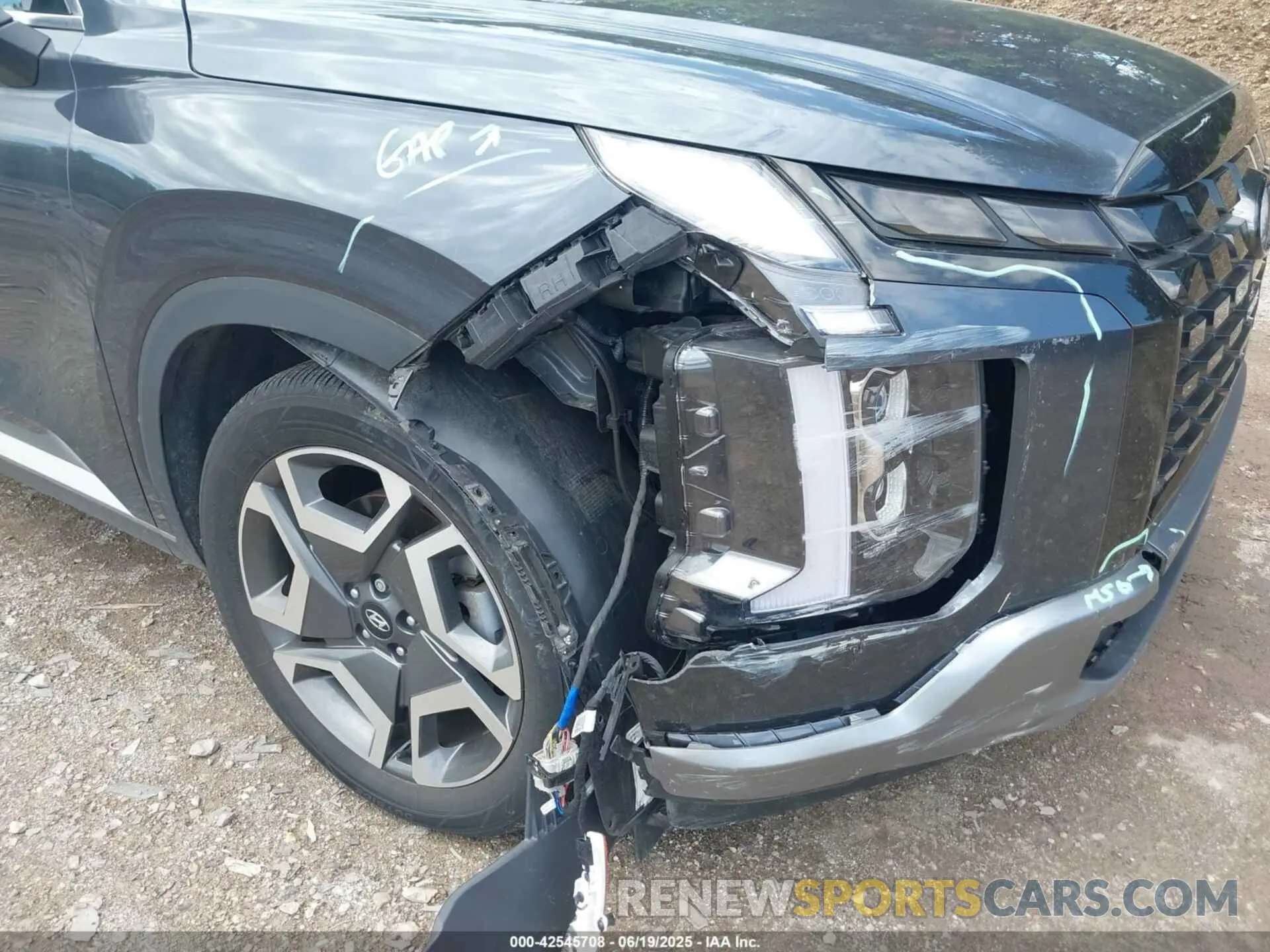 17 fotografías del automóvil dañado KM8R4DGE9RU690501 HYUNDAI PALISADE 2024