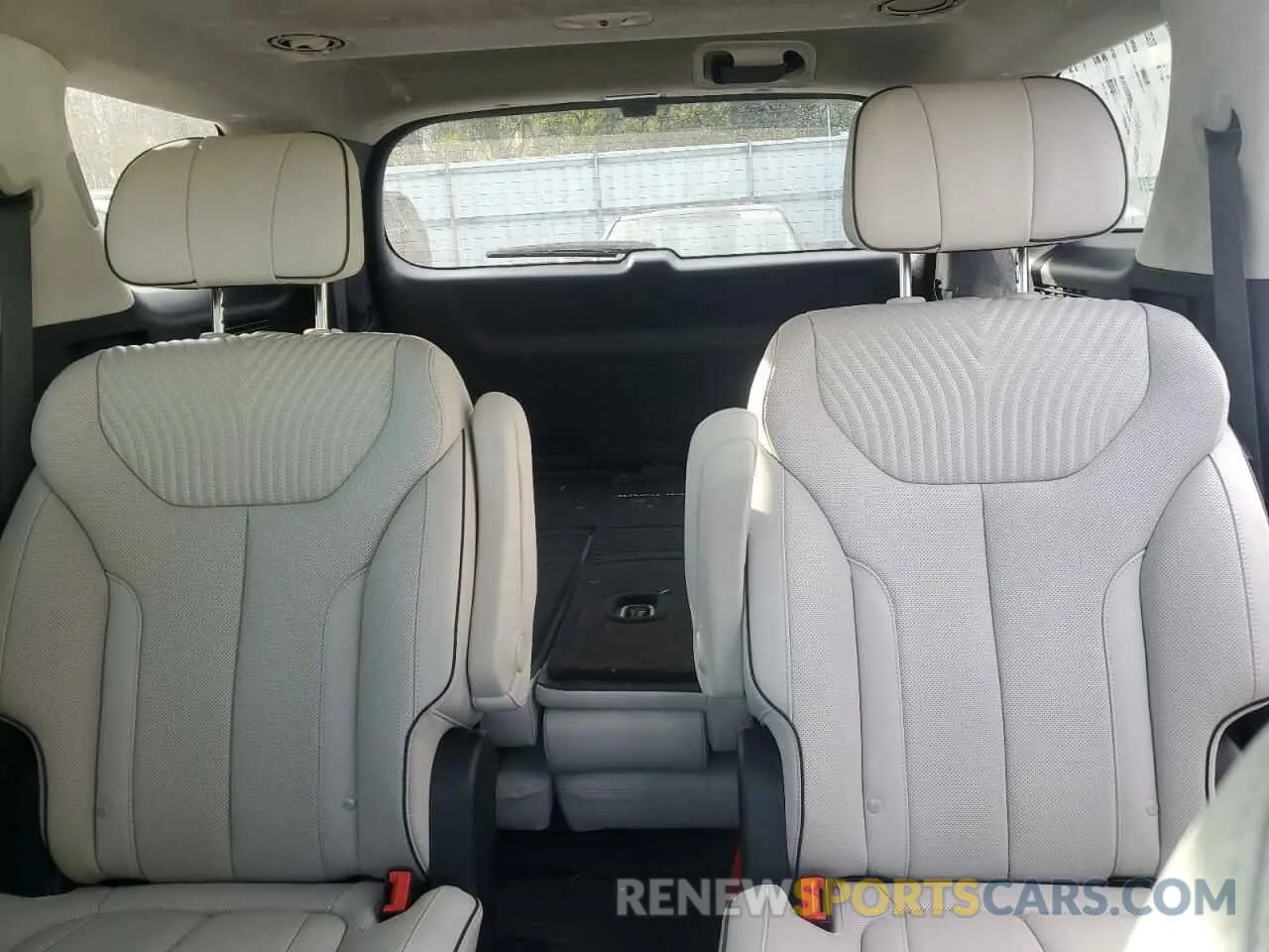 10 fotografías del automóvil dañado KM8R74GE2RU681128 HYUNDAI PALISADE 2024
