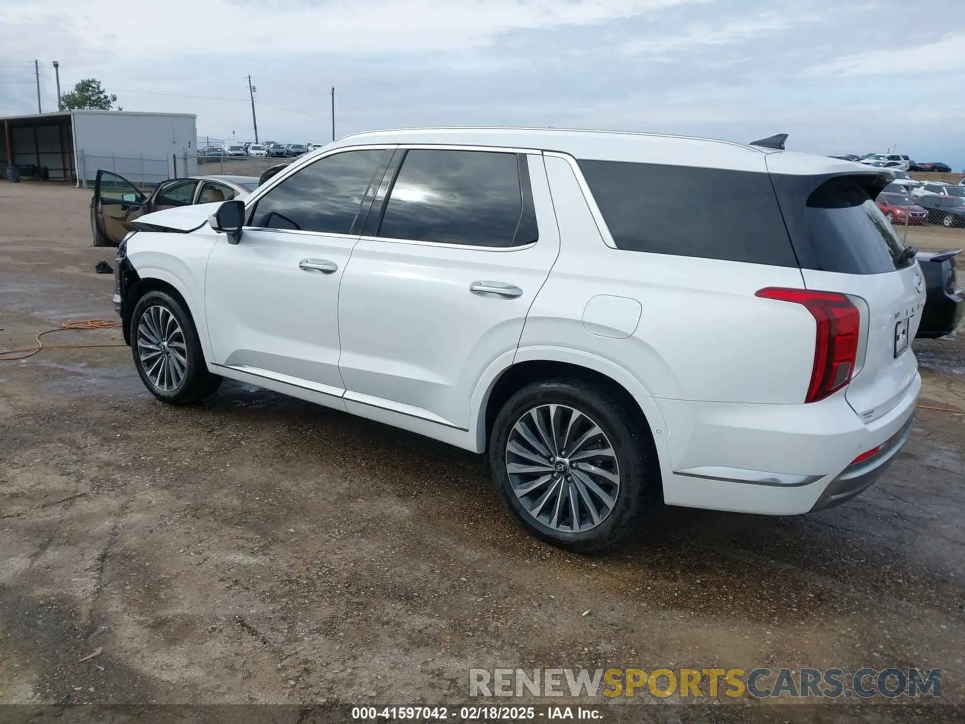 3 fotografías del automóvil dañado KM8R74GE5RU727664 HYUNDAI PALISADE 2024