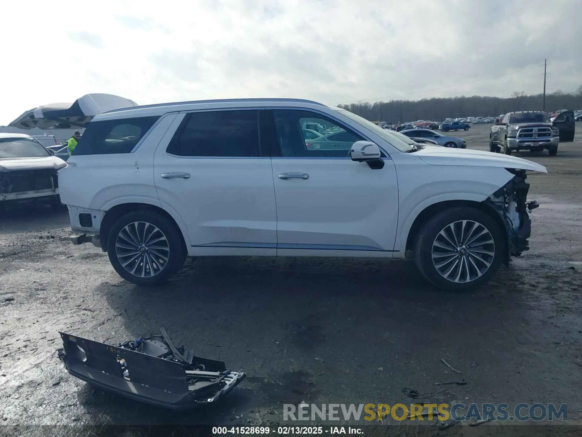 13 fotografías del automóvil dañado KM8R7DGE0RU716152 HYUNDAI PALISADE 2024