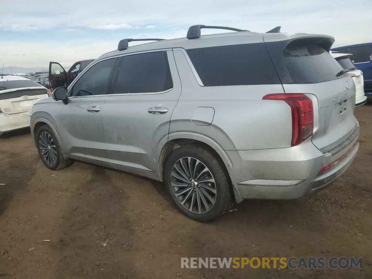 2 fotografías del automóvil dañado KM8R7DGE4RU667313 HYUNDAI PALISADE 2024