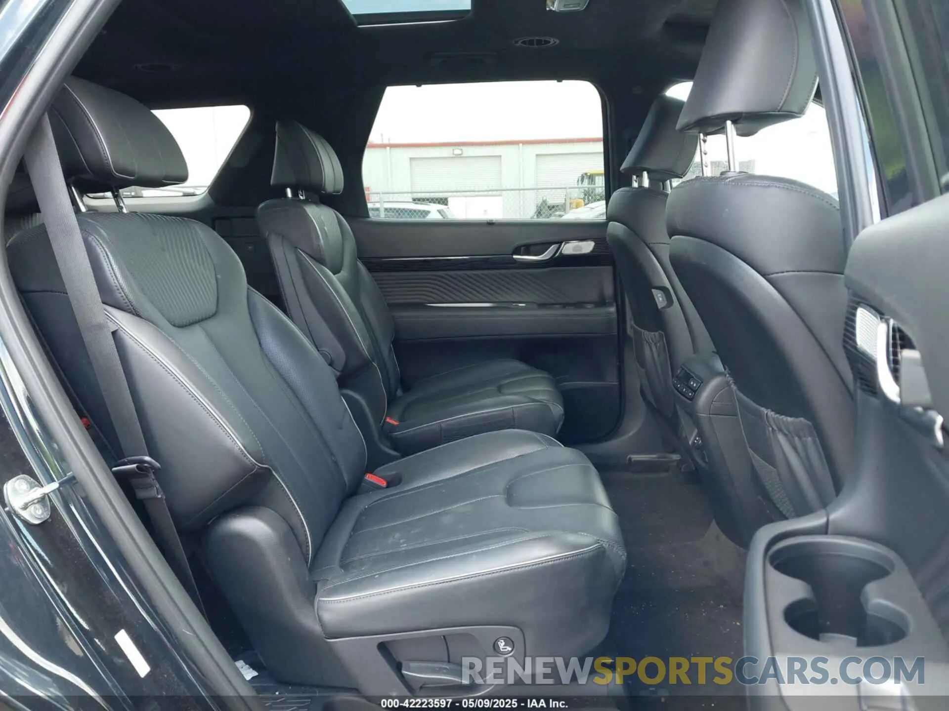 8 fotografías del automóvil dañado KM8R7DGE4RU710628 HYUNDAI PALISADE 2024