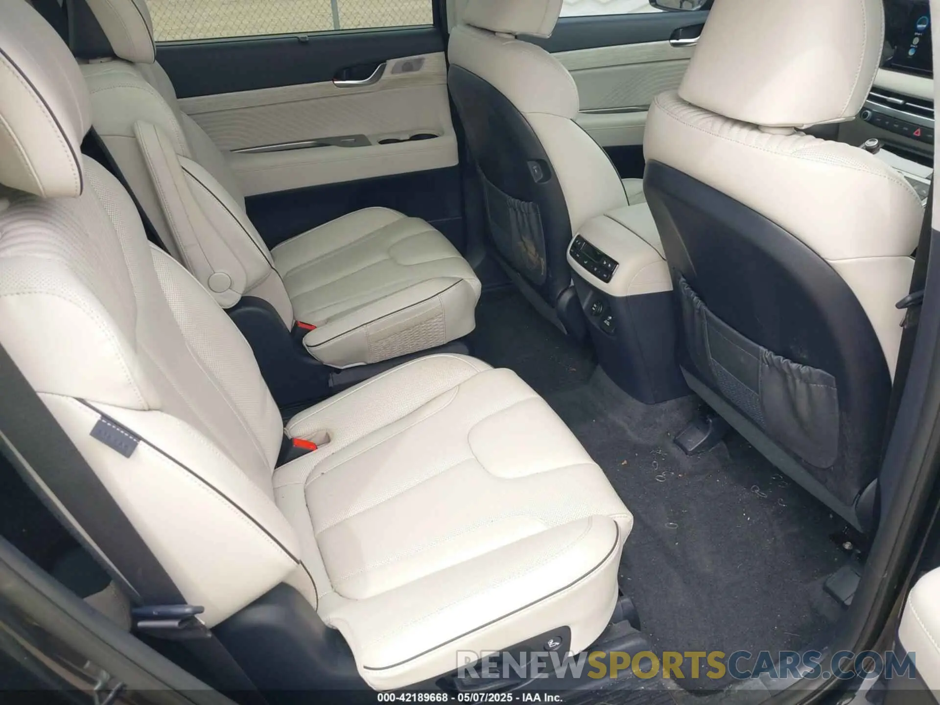 8 fotografías del automóvil dañado KM8R7DGE4RU786205 HYUNDAI PALISADE 2024