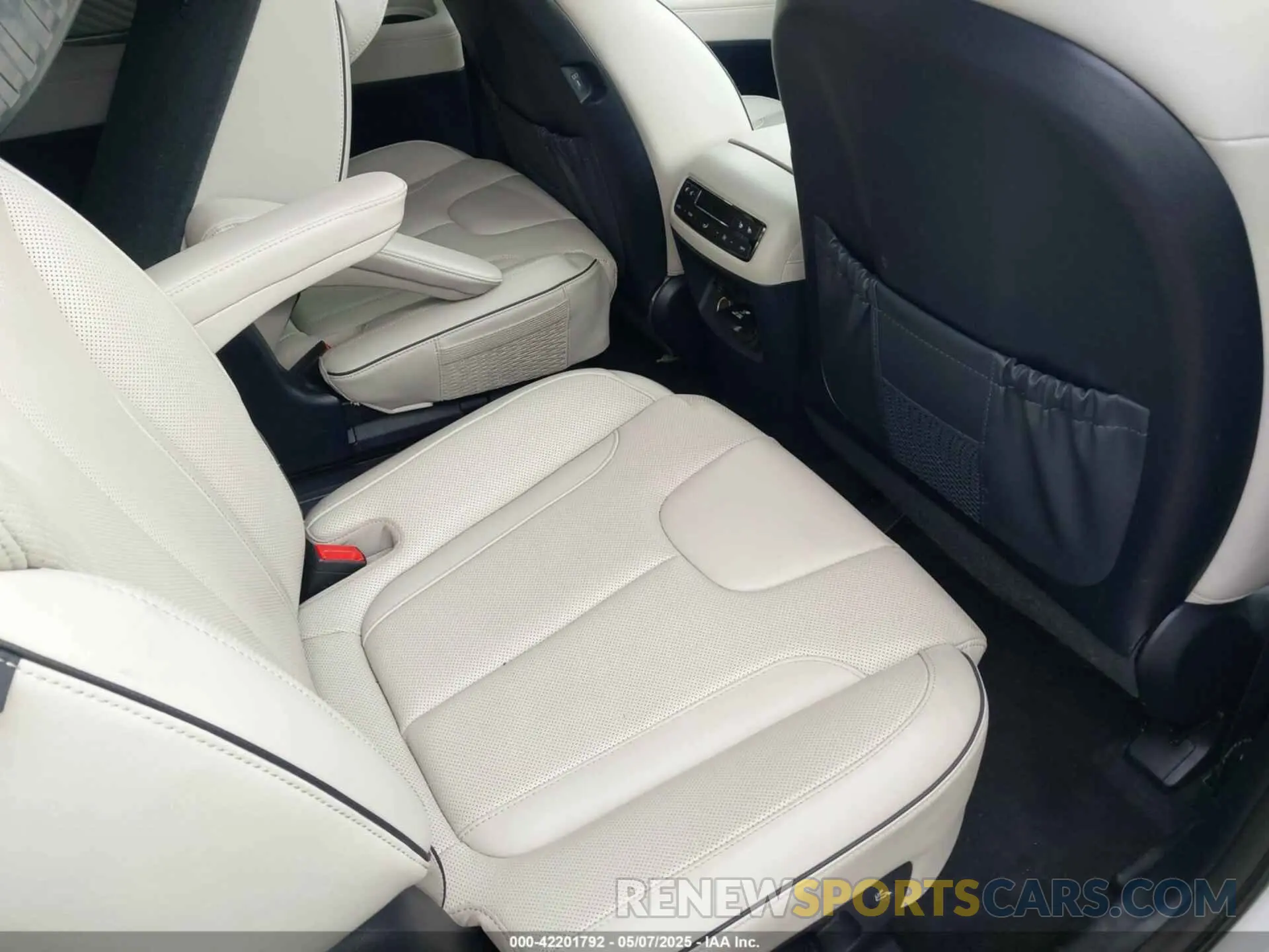 8 fotografías del automóvil dañado KM8R7DGE7RU711241 HYUNDAI PALISADE 2024