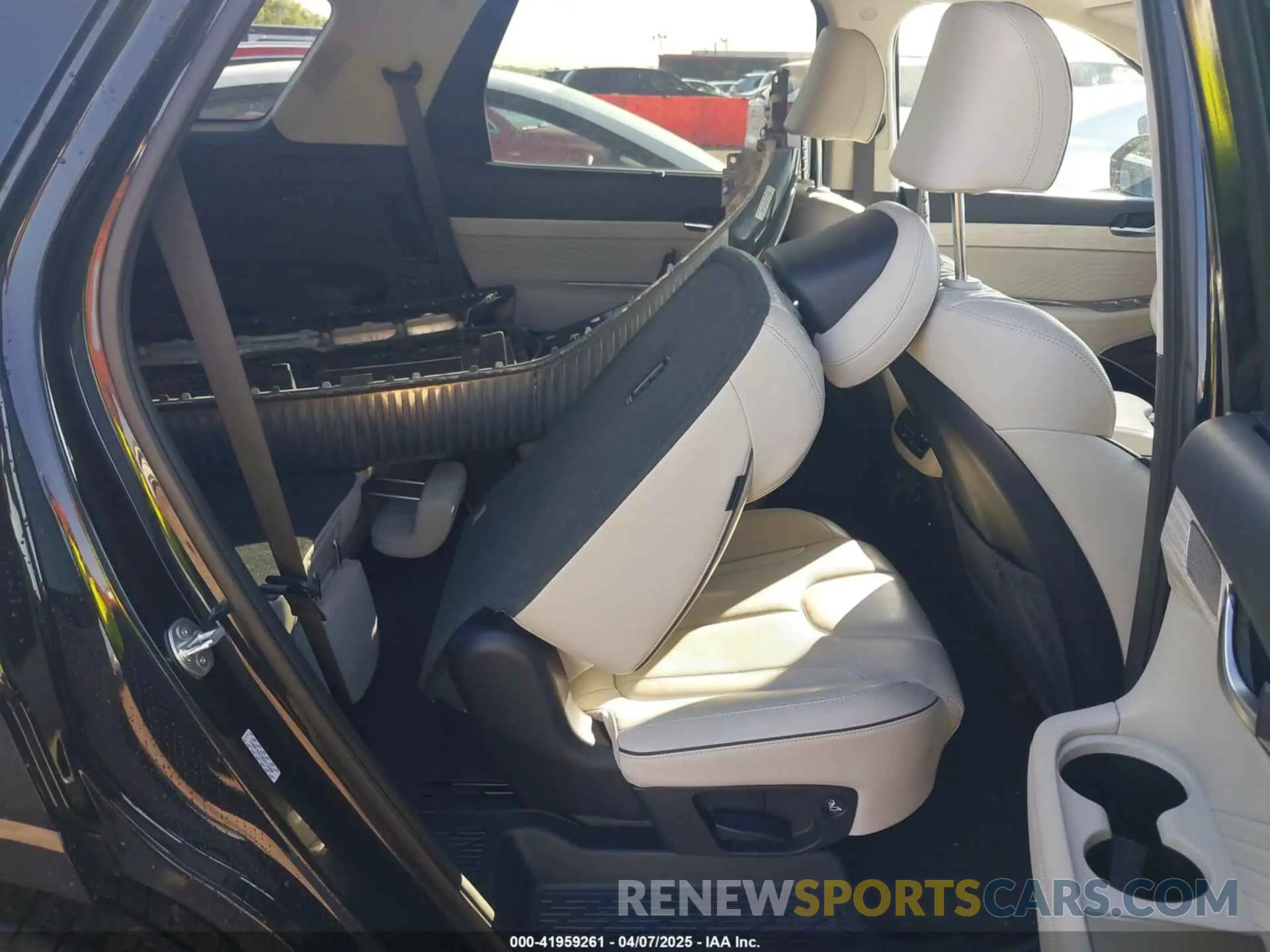 8 fotografías del automóvil dañado KM8R7DGE9RU713380 HYUNDAI PALISADE 2024