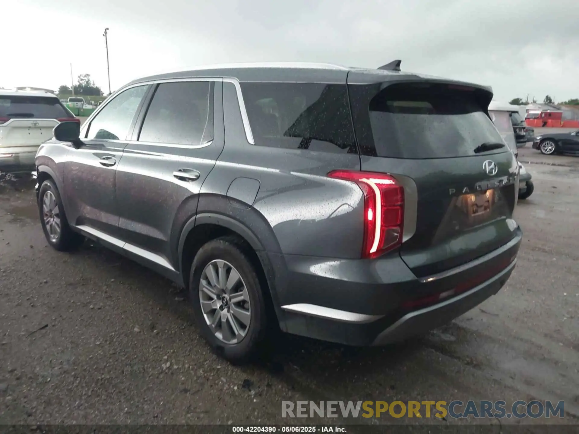 3 fotografías del automóvil dañado KM8R24GE9SU833264 HYUNDAI PALISADE 2025