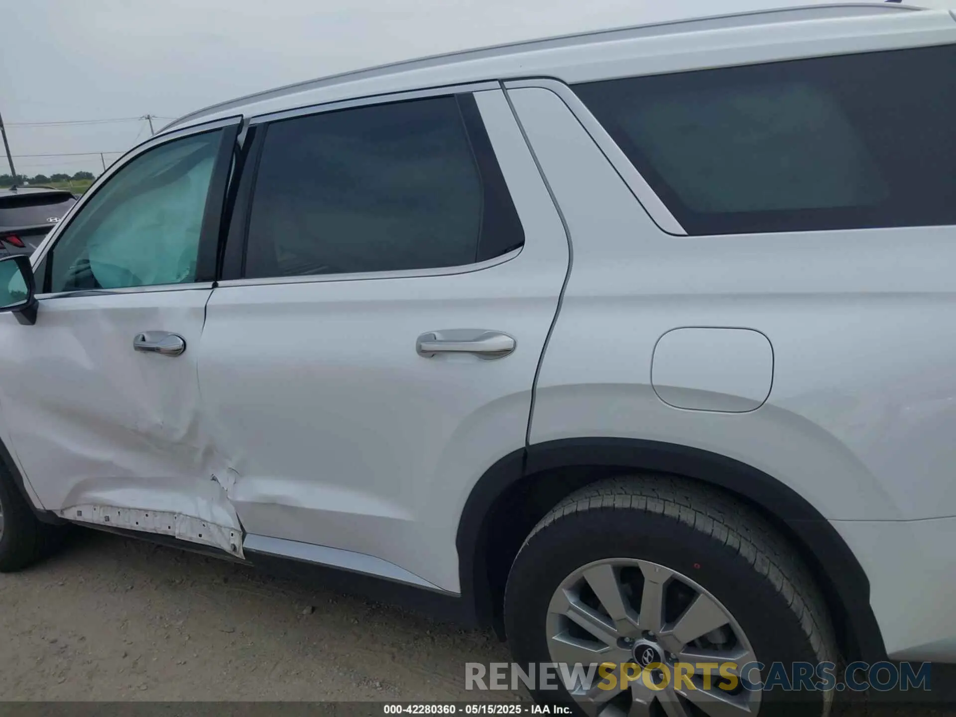 14 fotografías del automóvil dañado KM8R24GE9SU876048 HYUNDAI PALISADE 2025