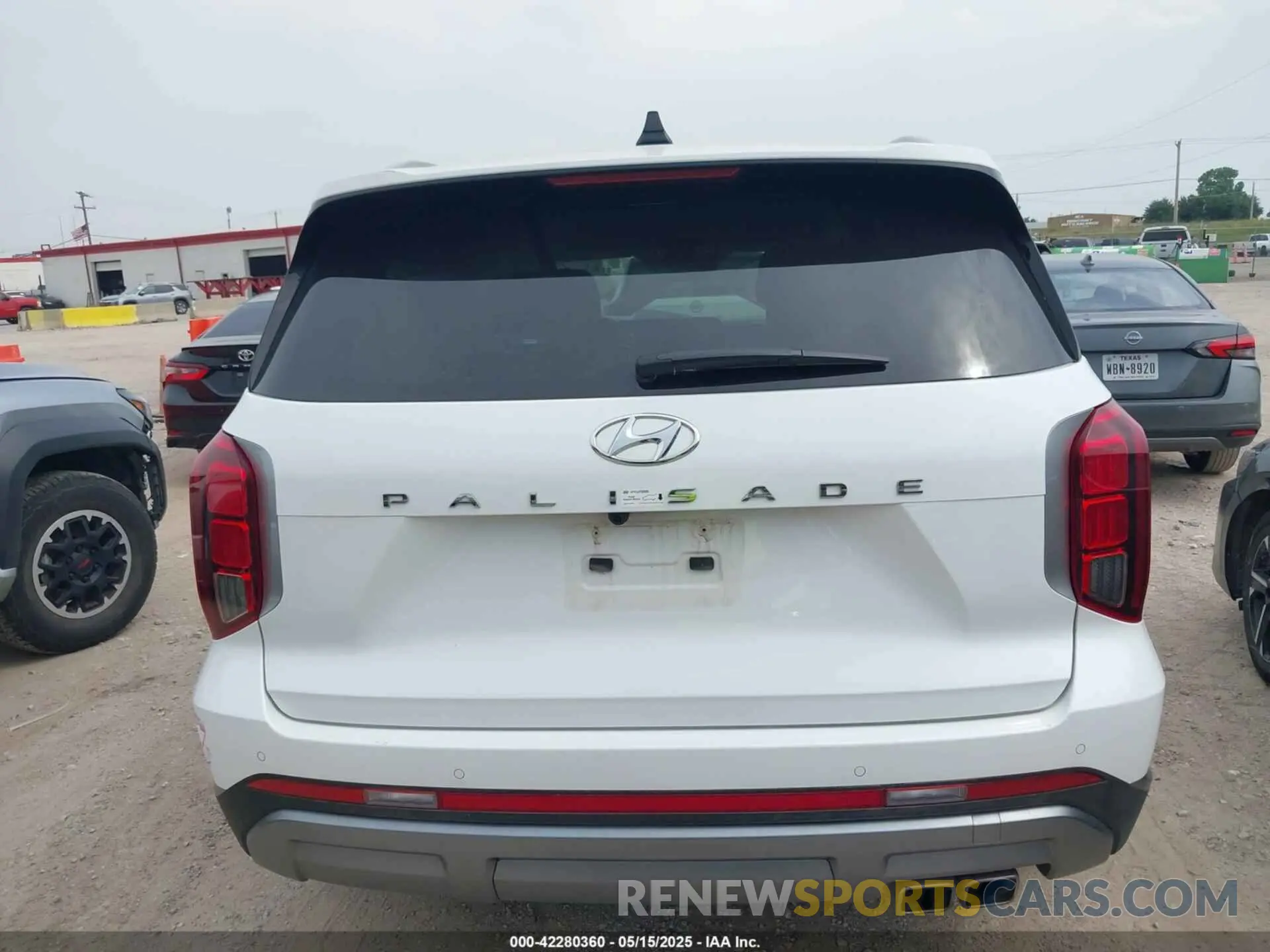 16 fotografías del automóvil dañado KM8R24GE9SU876048 HYUNDAI PALISADE 2025