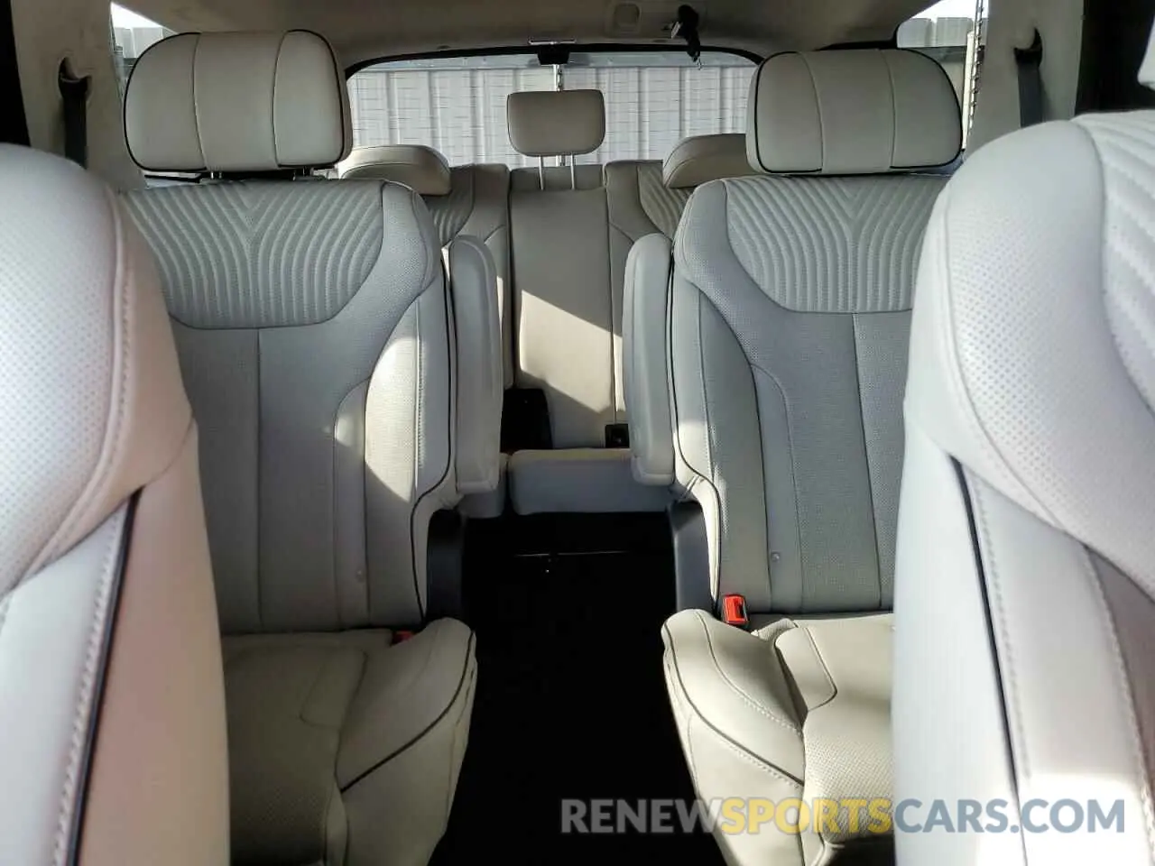 10 fotografías del automóvil dañado KM8R74GE3SU851342 HYUNDAI PALISADE 2025
