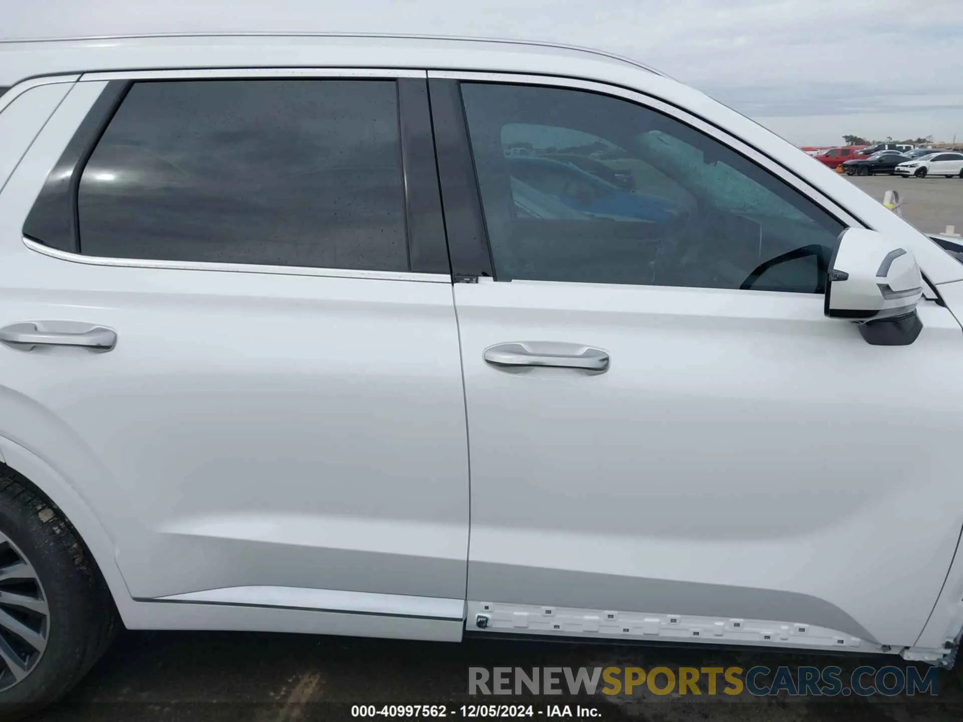 14 fotografías del automóvil dañado KM8R74GE5SU855568 HYUNDAI PALISADE 2025