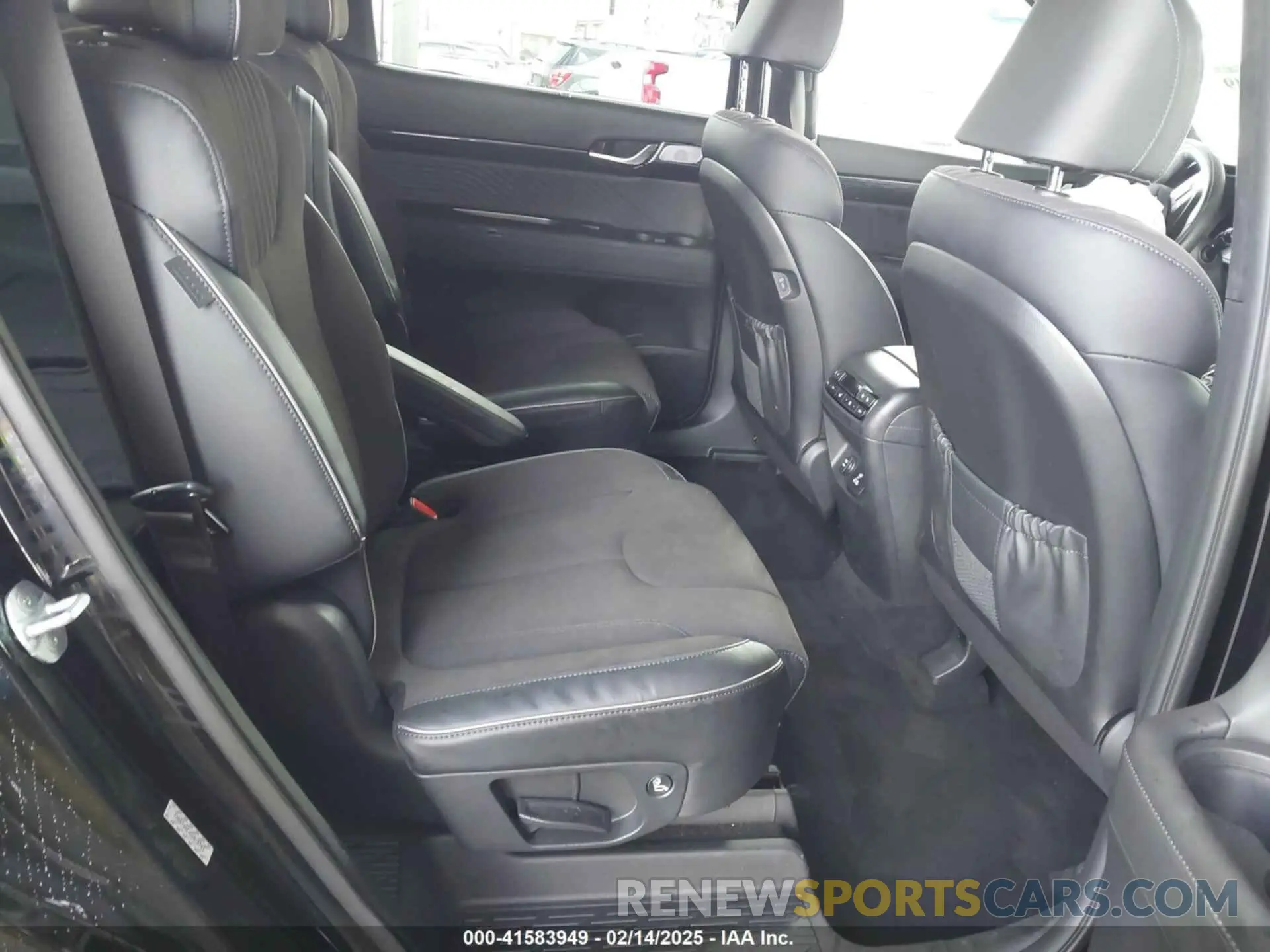 8 fotografías del automóvil dañado KM8R7DGE4SU810783 HYUNDAI PALISADE 2025