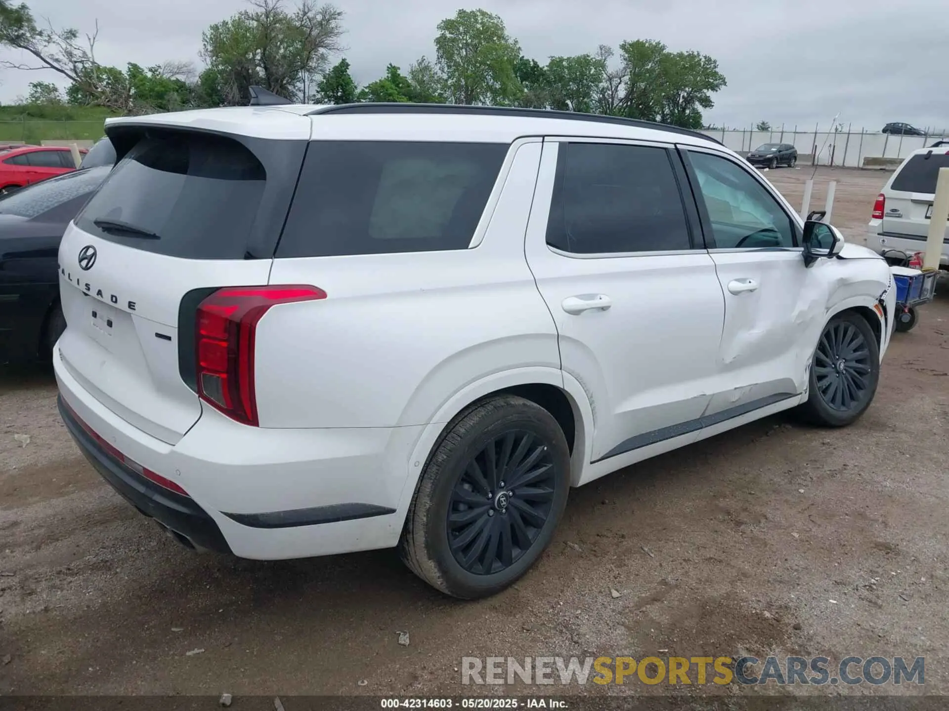 4 fotografías del automóvil dañado KM8R7DGE7SU873652 HYUNDAI PALISADE 2025