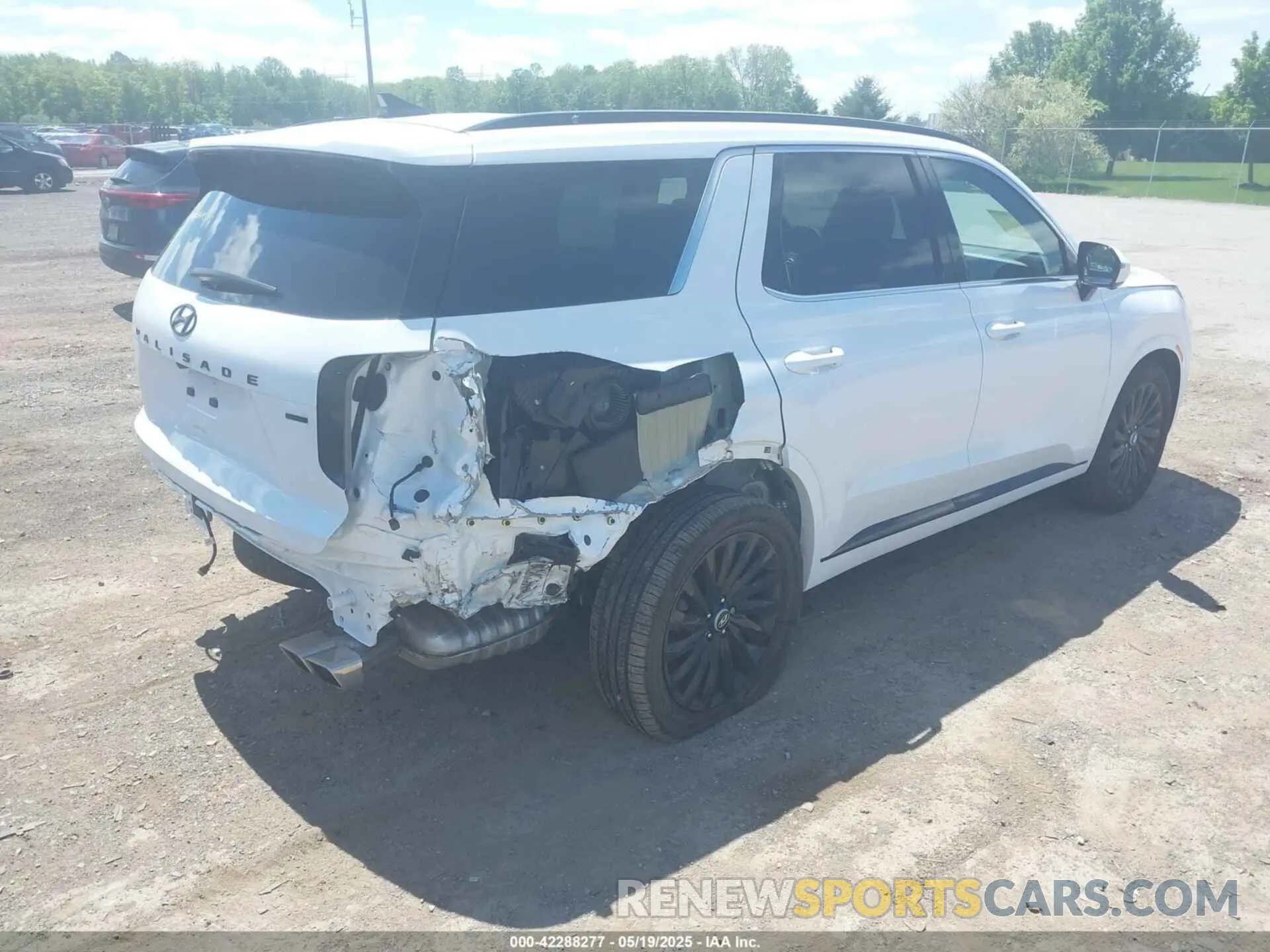 4 fotografías del automóvil dañado KM8R7DGE9SU813405 HYUNDAI PALISADE 2025