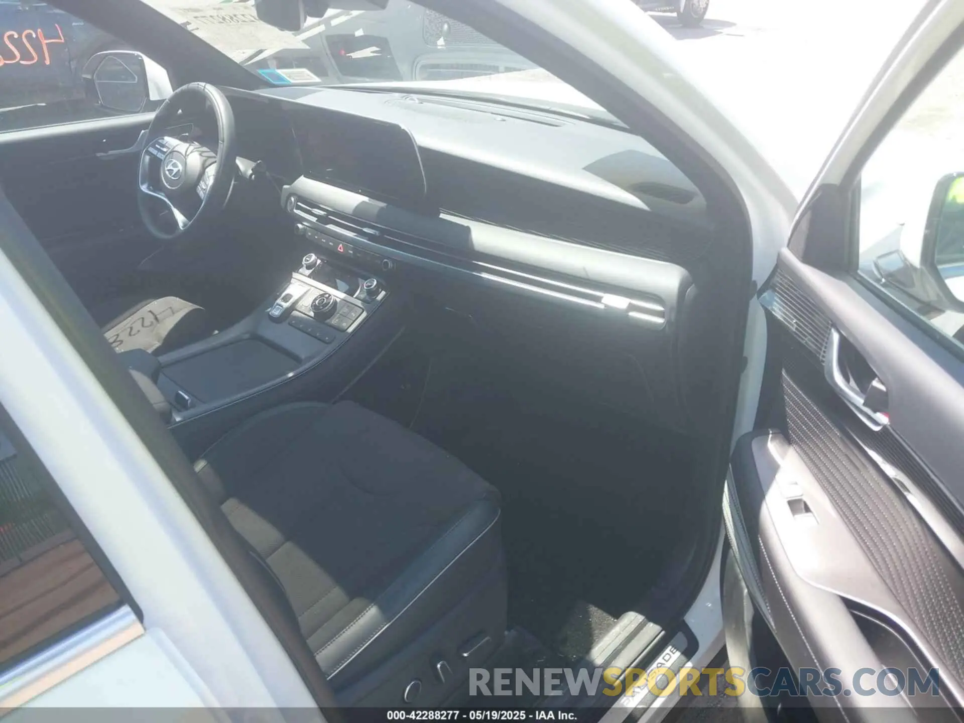 5 fotografías del automóvil dañado KM8R7DGE9SU813405 HYUNDAI PALISADE 2025