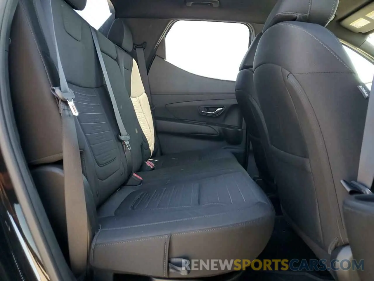 11 fotografías del automóvil dañado 5NTJBDAE8NH031010 HYUNDAI SANTA CRUZ 2022