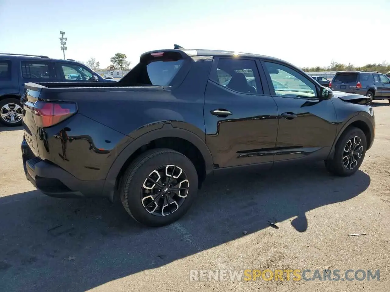 3 fotografías del automóvil dañado 5NTJBDAE8NH031010 HYUNDAI SANTA CRUZ 2022