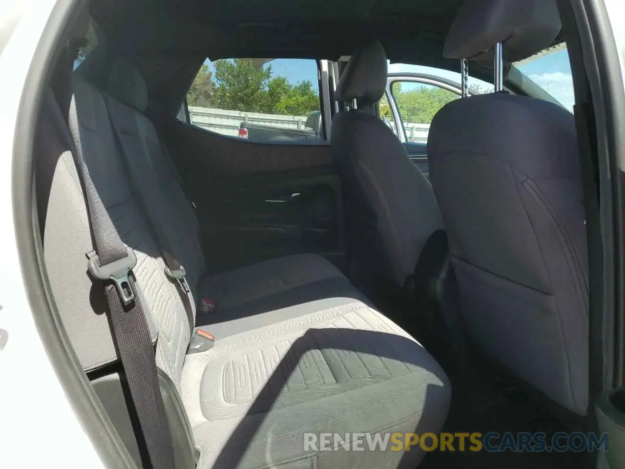 10 fotografías del automóvil dañado 5NTJC4AE0NH019320 HYUNDAI SANTA CRUZ 2022