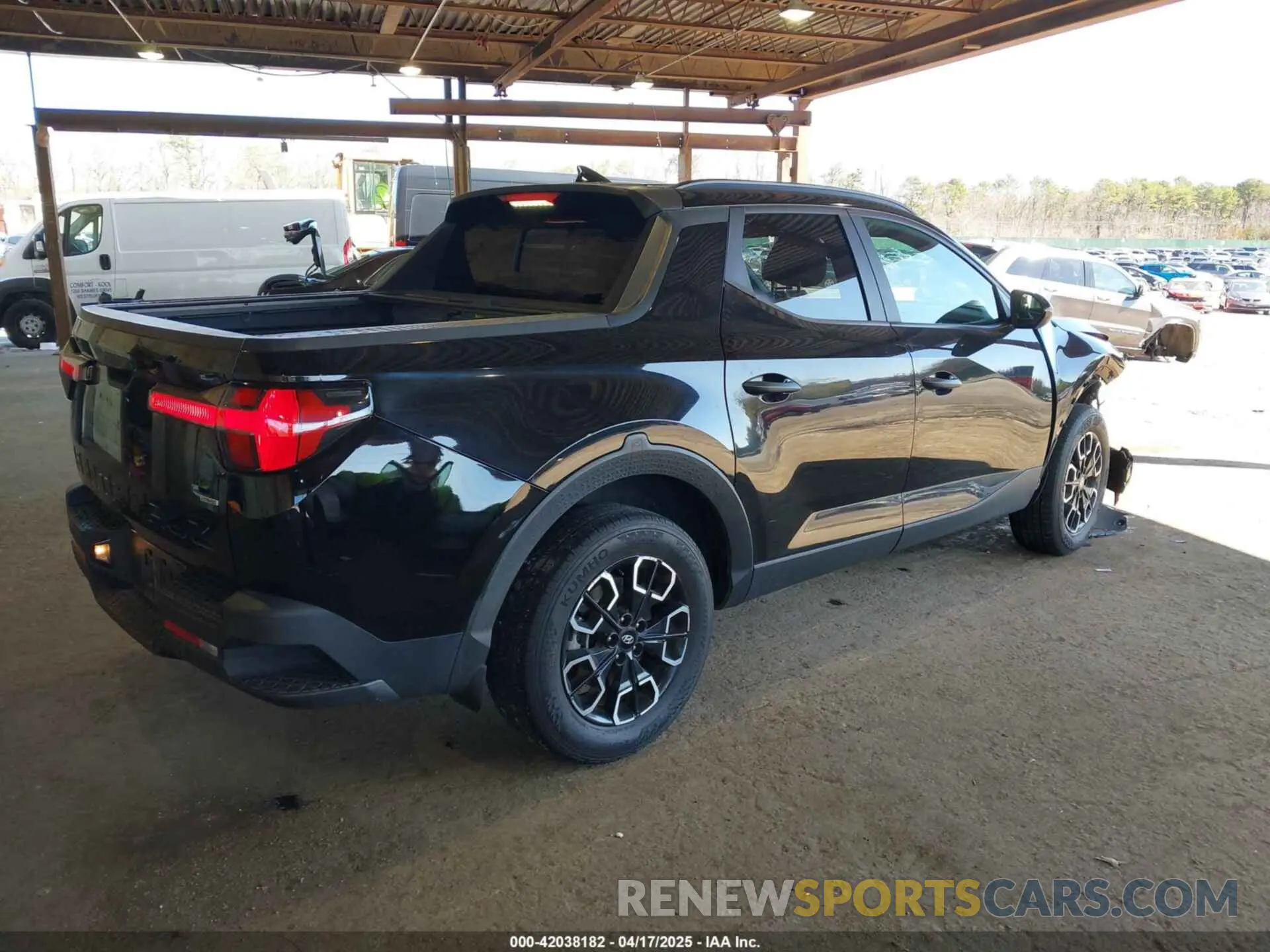 4 fotografías del automóvil dañado 5NTJCDAE7NH018858 HYUNDAI SANTA CRUZ 2022