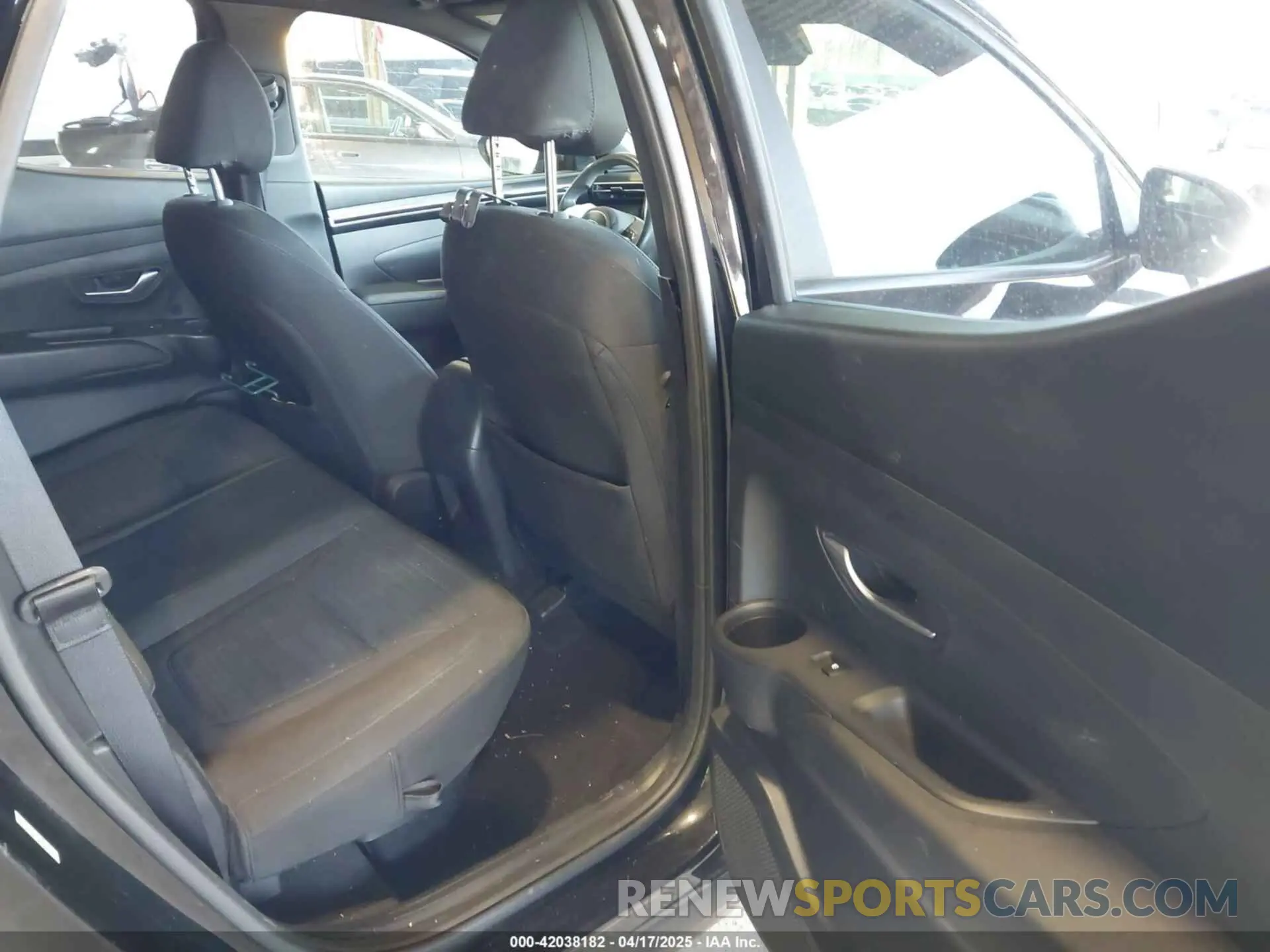 8 fotografías del automóvil dañado 5NTJCDAE7NH018858 HYUNDAI SANTA CRUZ 2022