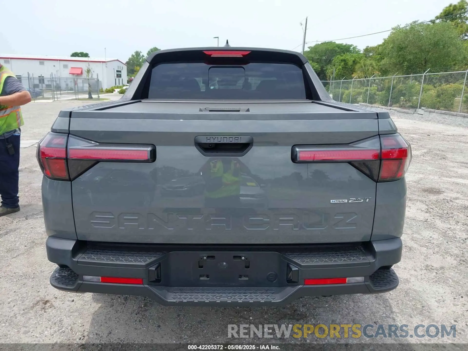 16 fotografías del automóvil dañado 5NTJDDAF6NH029260 HYUNDAI SANTA CRUZ 2022