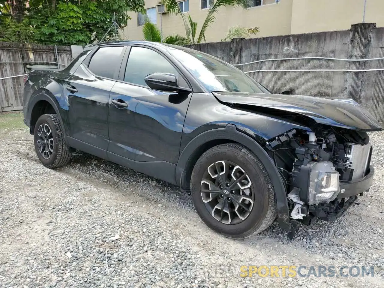 4 fotografías del automóvil dañado 5NTJB4AE4PH057705 HYUNDAI SANTA CRUZ 2023