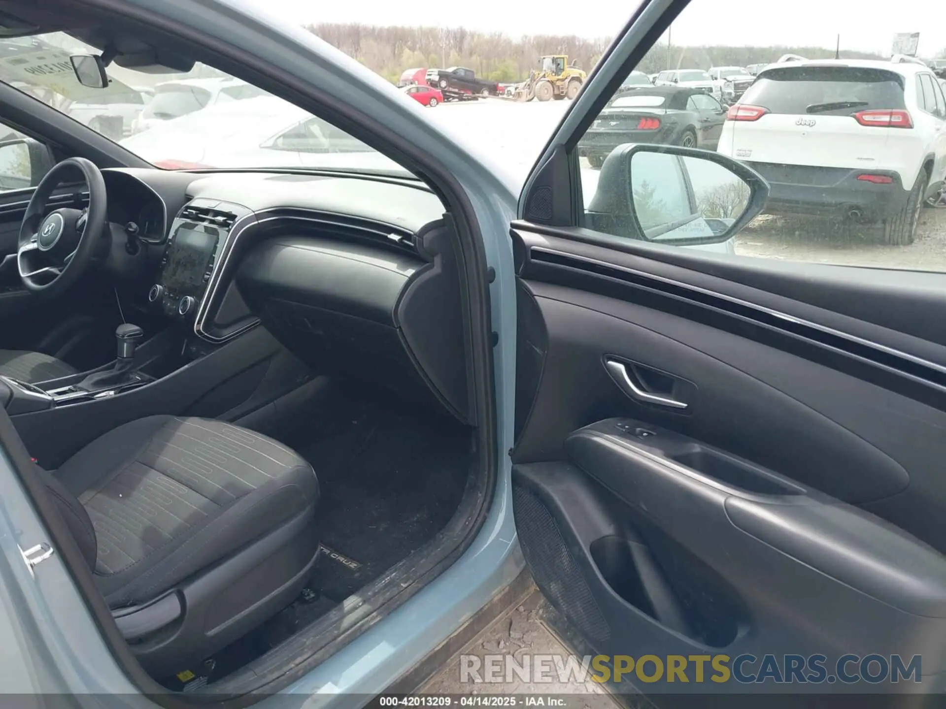 5 fotografías del automóvil dañado 5NTJBDAE3PH064760 HYUNDAI SANTA CRUZ 2023