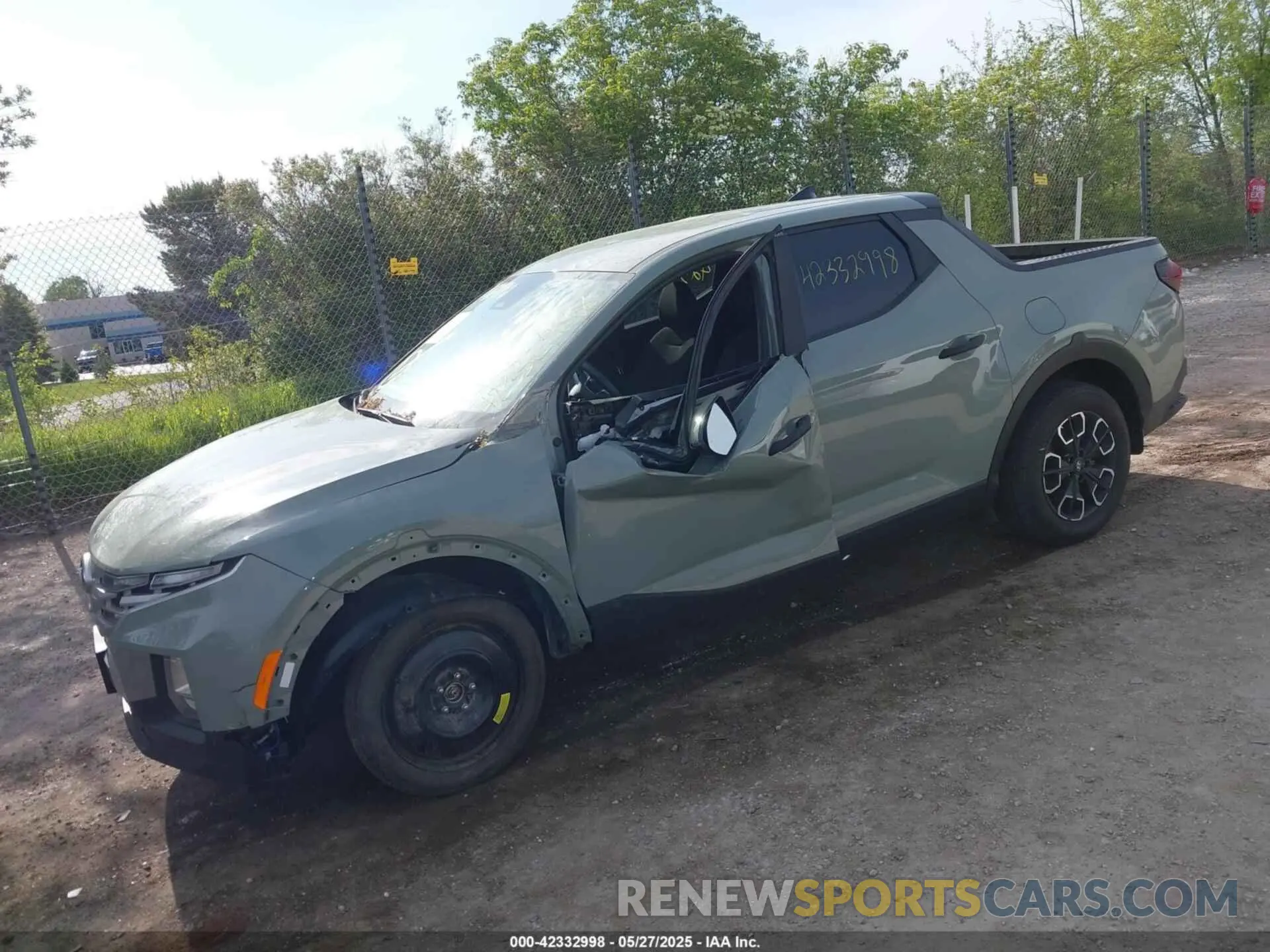 2 fotografías del automóvil dañado 5NTJBDAE9PH076525 HYUNDAI SANTA CRUZ 2023