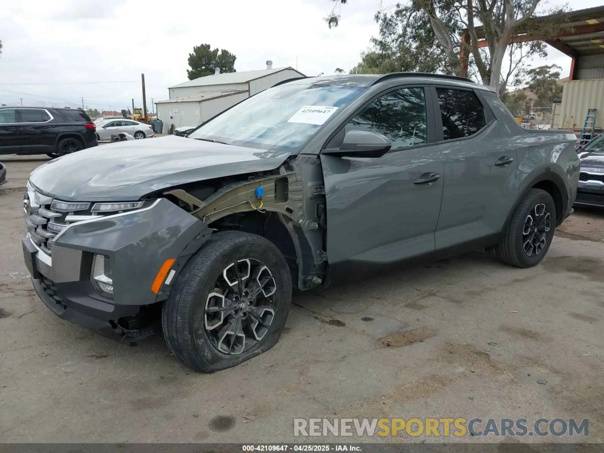 2 fotografías del automóvil dañado 5NTJC4AE0PH043393 HYUNDAI SANTA CRUZ 2023