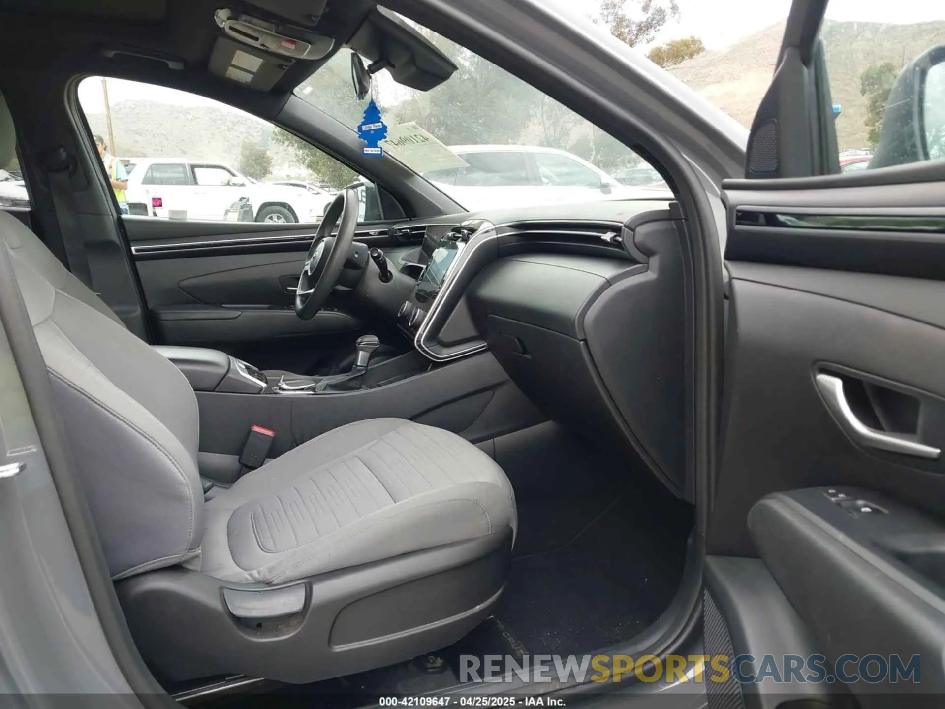 5 fotografías del automóvil dañado 5NTJC4AE0PH043393 HYUNDAI SANTA CRUZ 2023