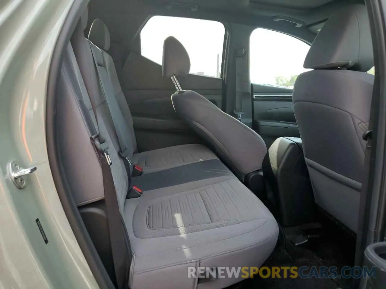 10 fotografías del automóvil dañado 5NTJDDAF6PH050886 HYUNDAI SANTA CRUZ 2023