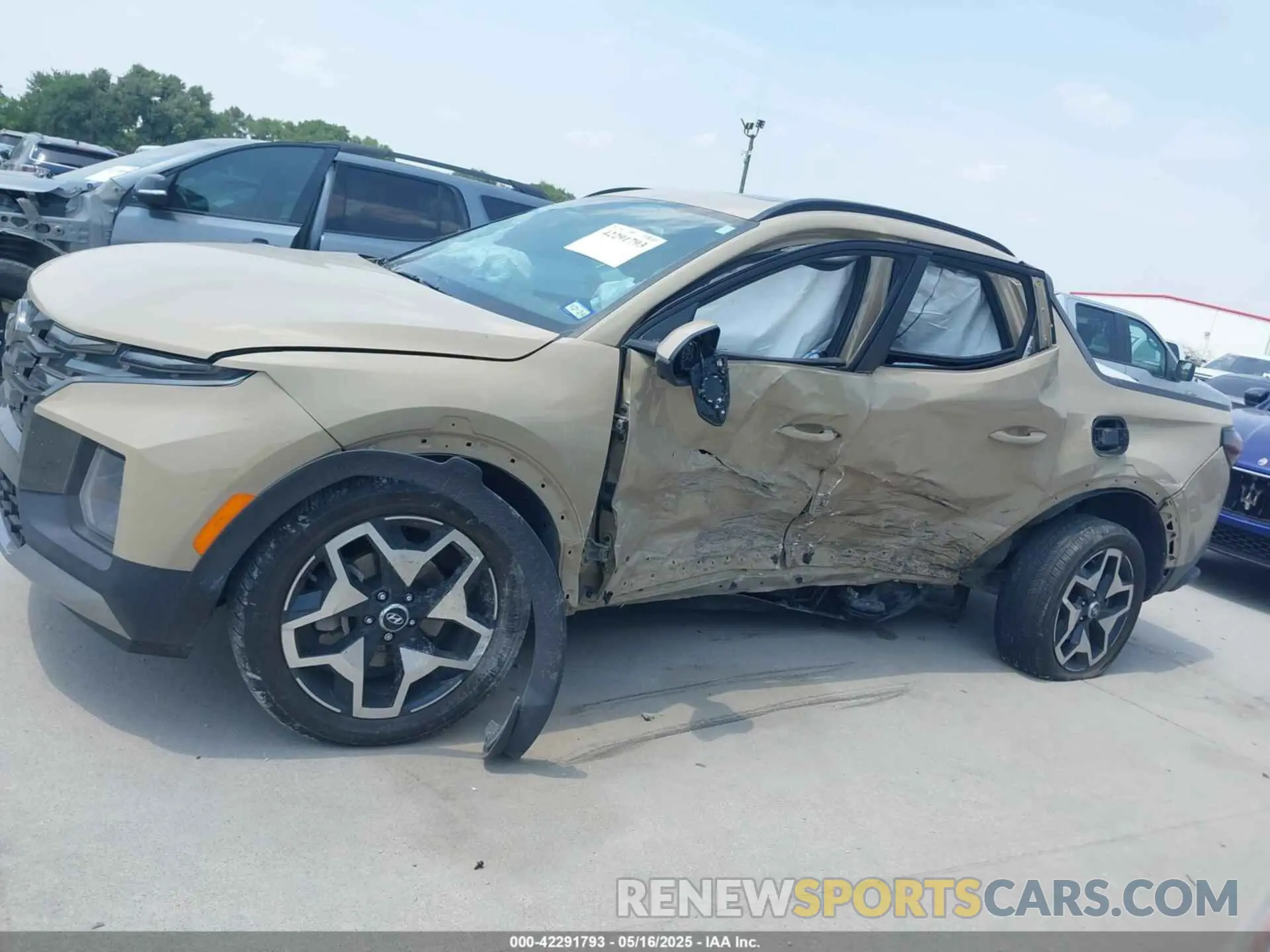 13 fotografías del automóvil dañado 5NTJEDAF5PH056806 HYUNDAI SANTA CRUZ 2023