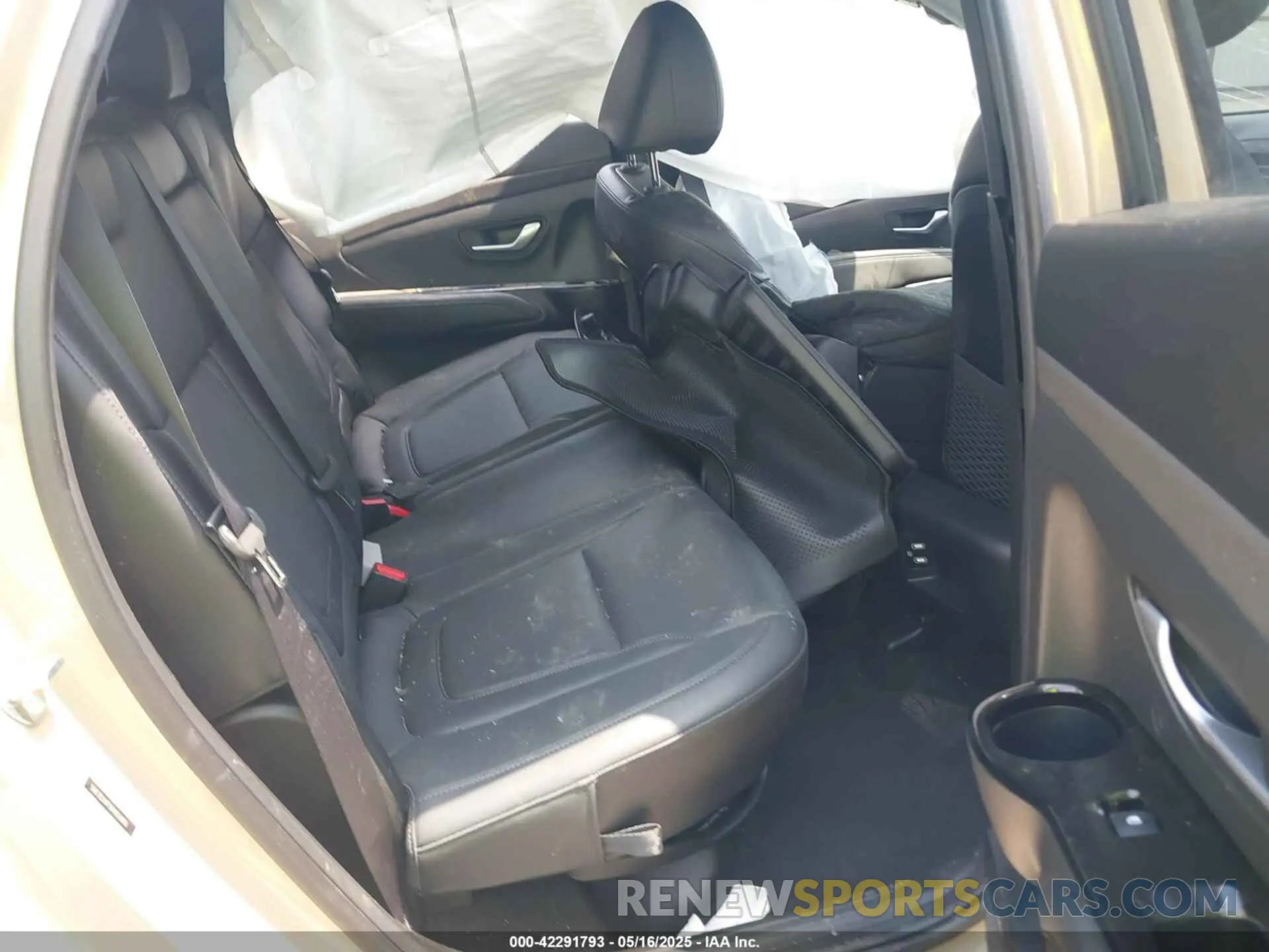 8 fotografías del automóvil dañado 5NTJEDAF5PH056806 HYUNDAI SANTA CRUZ 2023