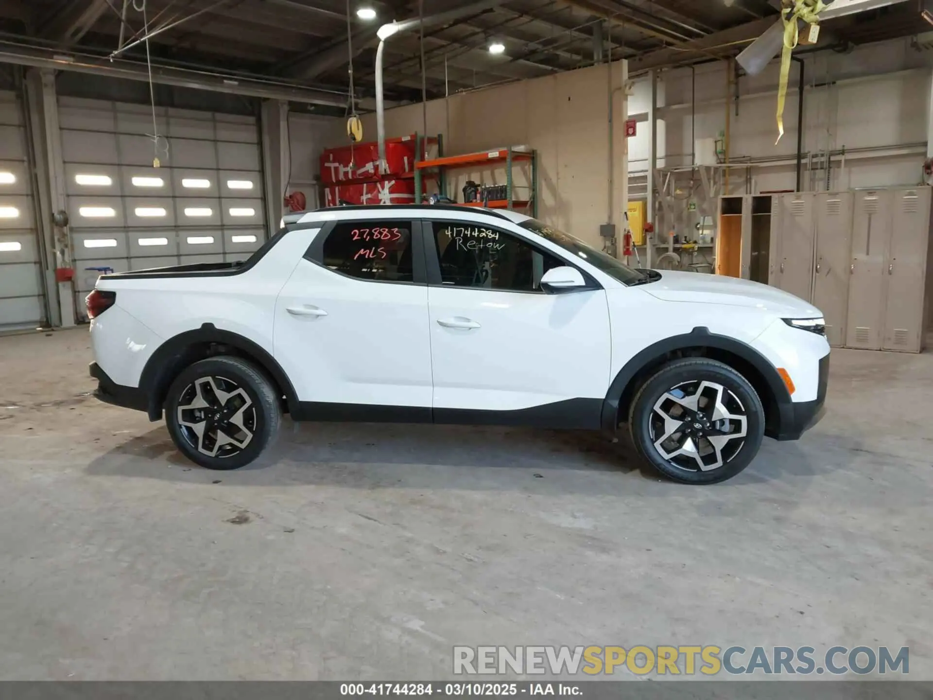 14 fotografías del automóvil dañado 5NTJEDAF9PH055397 HYUNDAI SANTA CRUZ 2023