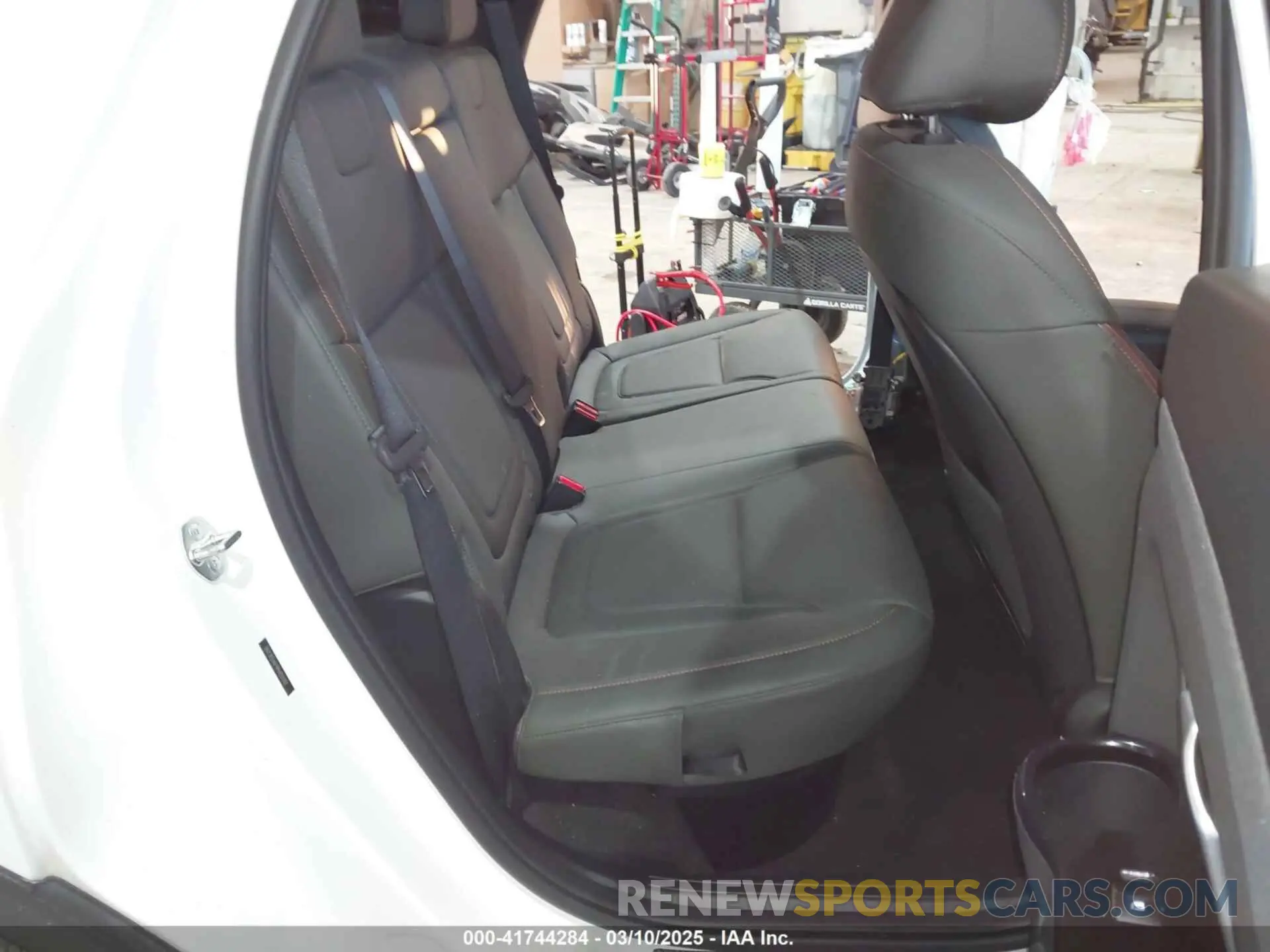 8 fotografías del automóvil dañado 5NTJEDAF9PH055397 HYUNDAI SANTA CRUZ 2023