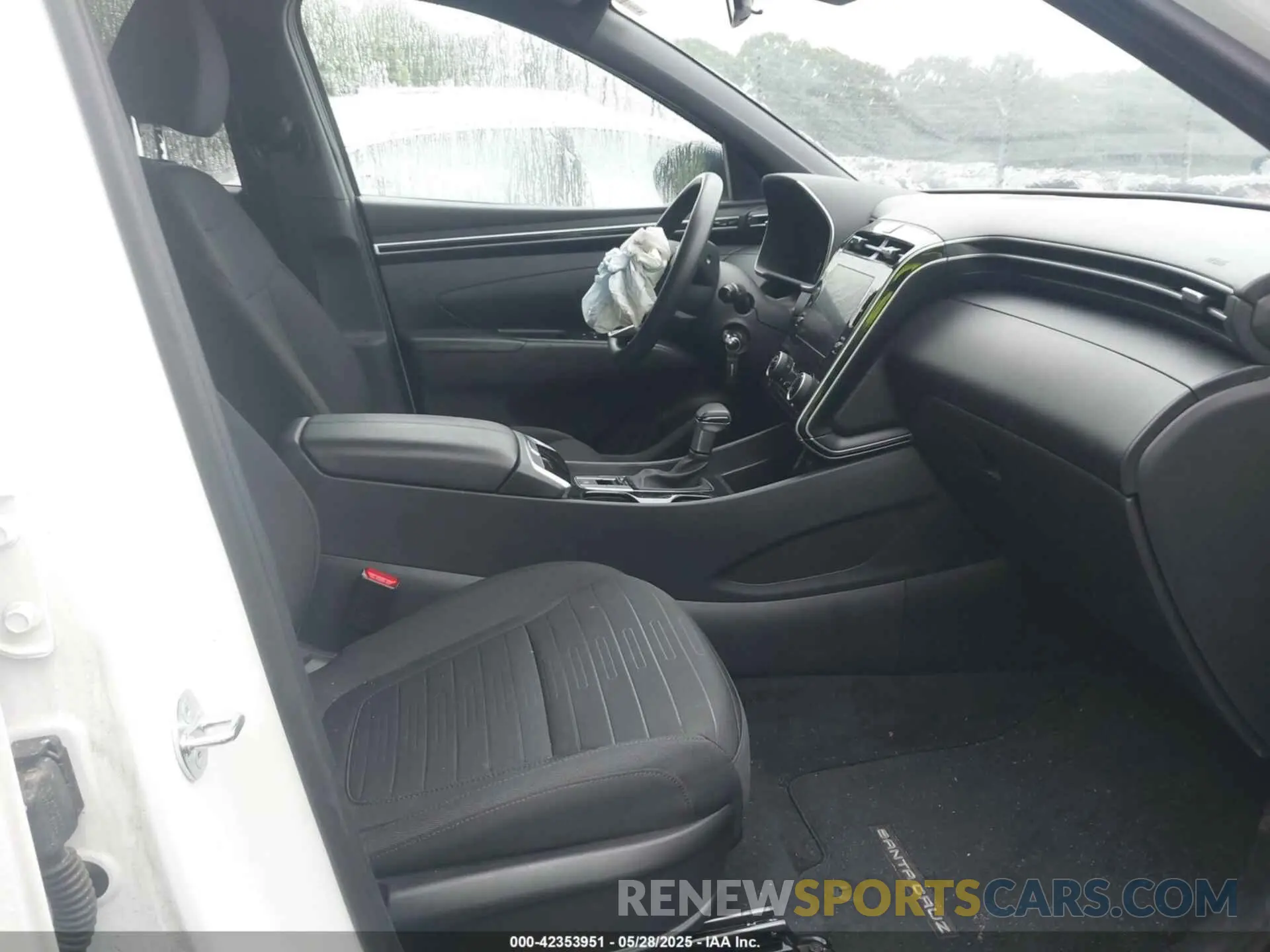 5 fotografías del automóvil dañado 5NTJA4AE4RH083470 HYUNDAI SANTA CRUZ 2024