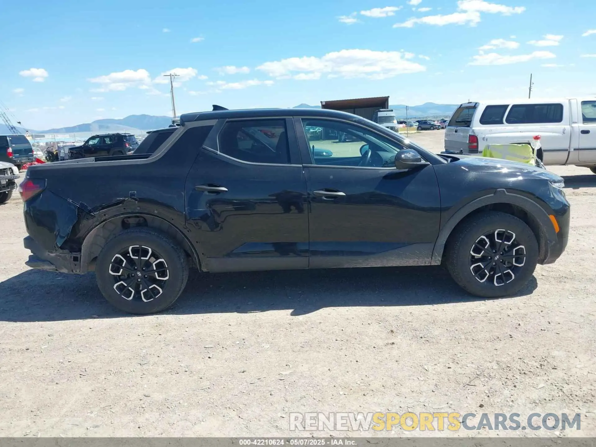 14 fotografías del automóvil dañado 5NTJADDE0RH108814 HYUNDAI SANTA CRUZ 2024