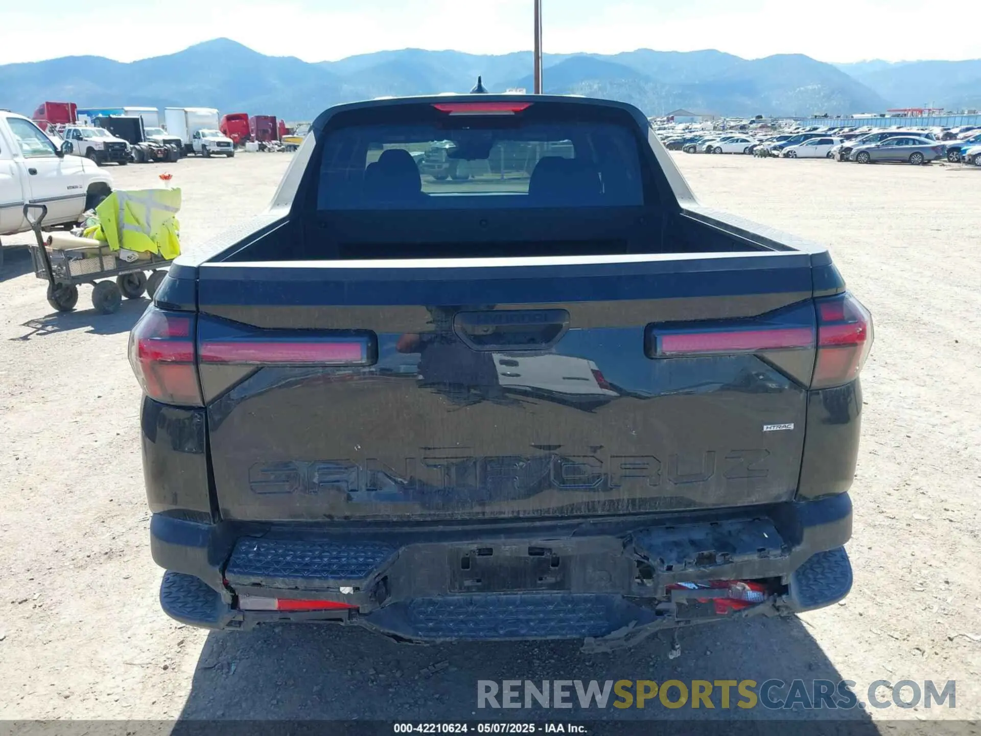 17 fotografías del automóvil dañado 5NTJADDE0RH108814 HYUNDAI SANTA CRUZ 2024