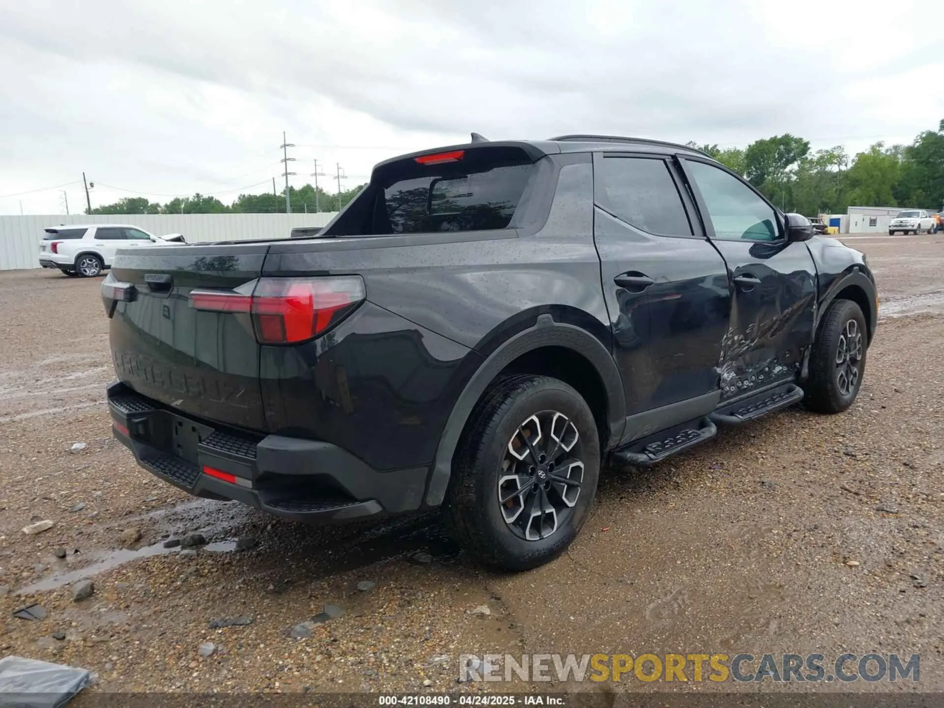 4 fotografías del automóvil dañado 5NTJC4DE0RH111240 HYUNDAI SANTA CRUZ 2024